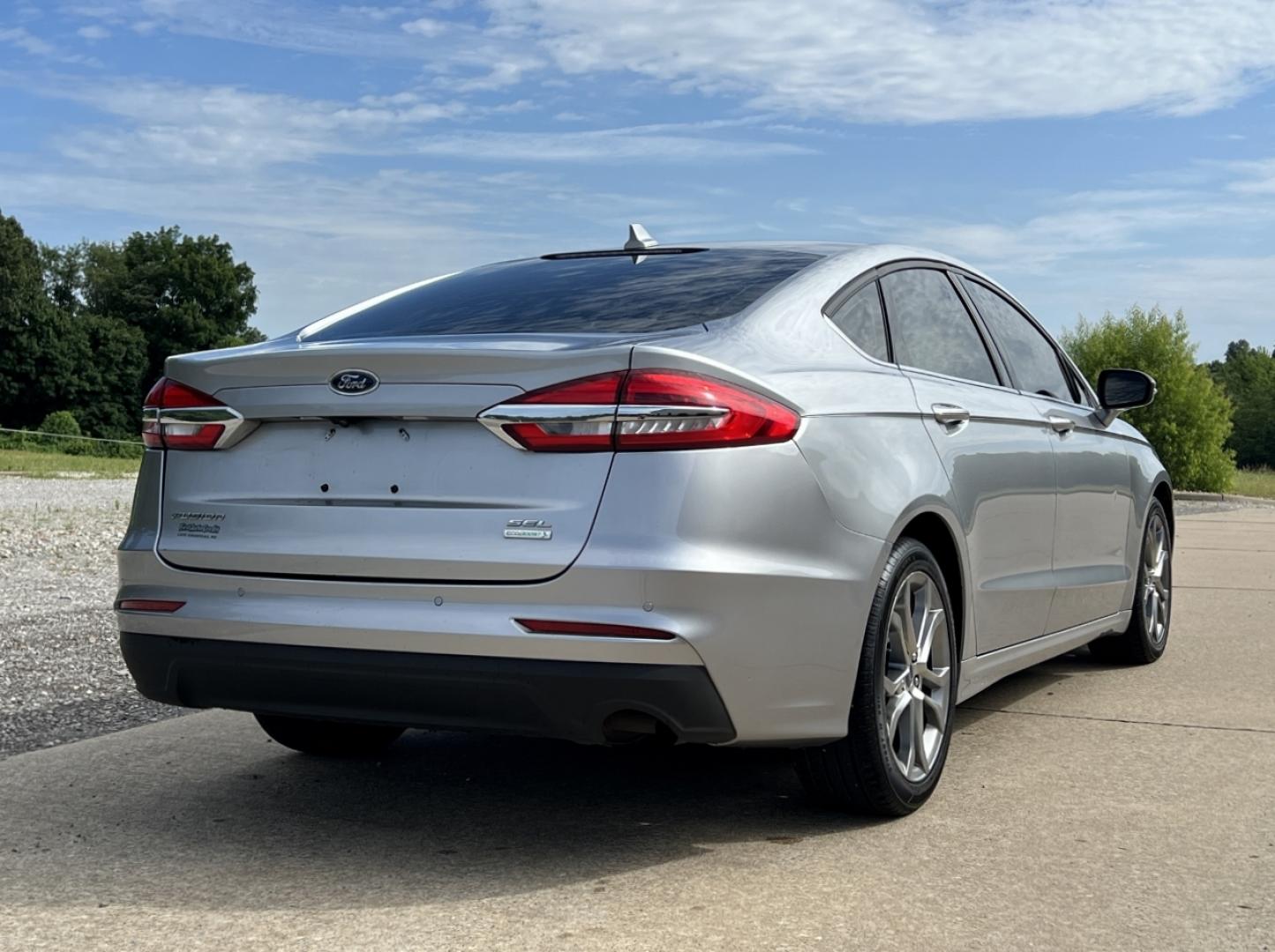 2020 SILVER /Black Leather Ford Fusion SEL (3FA6P0CD1LR) with an 1.5L 4 Cyl. engine, Automatic transmission, located at 506 S. Kingshighway, Cape Girardeau, MO, 63703, (573) 235-5000, 37.294994, -89.556206 - 2020 Ford Fusion SEL 109xxx miles Front Wheel Drive 1.5L 4 Cyl. Automatic Leather Backup Camera Power/Heated Seats Bluetooth Remote Start Cruise Power Windows/Locks/Mirrors We have financing available and we accept trades! Fill out a credit application on our website or come by today! I - Photo#9