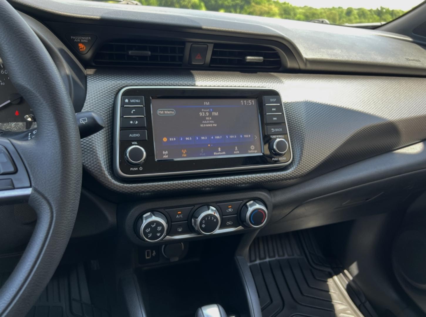 2020 WHITE /Black Cloth Nissan Kicks S (3N1CP5BV3LL) with an 1.6L 4 Cyl. engine, CVT transmission, located at 506 S. Kingshighway, Cape Girardeau, MO, 63703, (573) 235-5000, 37.294994, -89.556206 - 2020 Nissan Kicks S 1-Owner 117xxx miles Front Wheel Drive 1.6L 4 Cyl. Automatic Backup Camera Bluetooth Cruise Power Windows/Locks/Mirrors We have financing available and we accept trades! Fill out a credit application on our website or come by today! If you have any questions, give us a - Photo#21