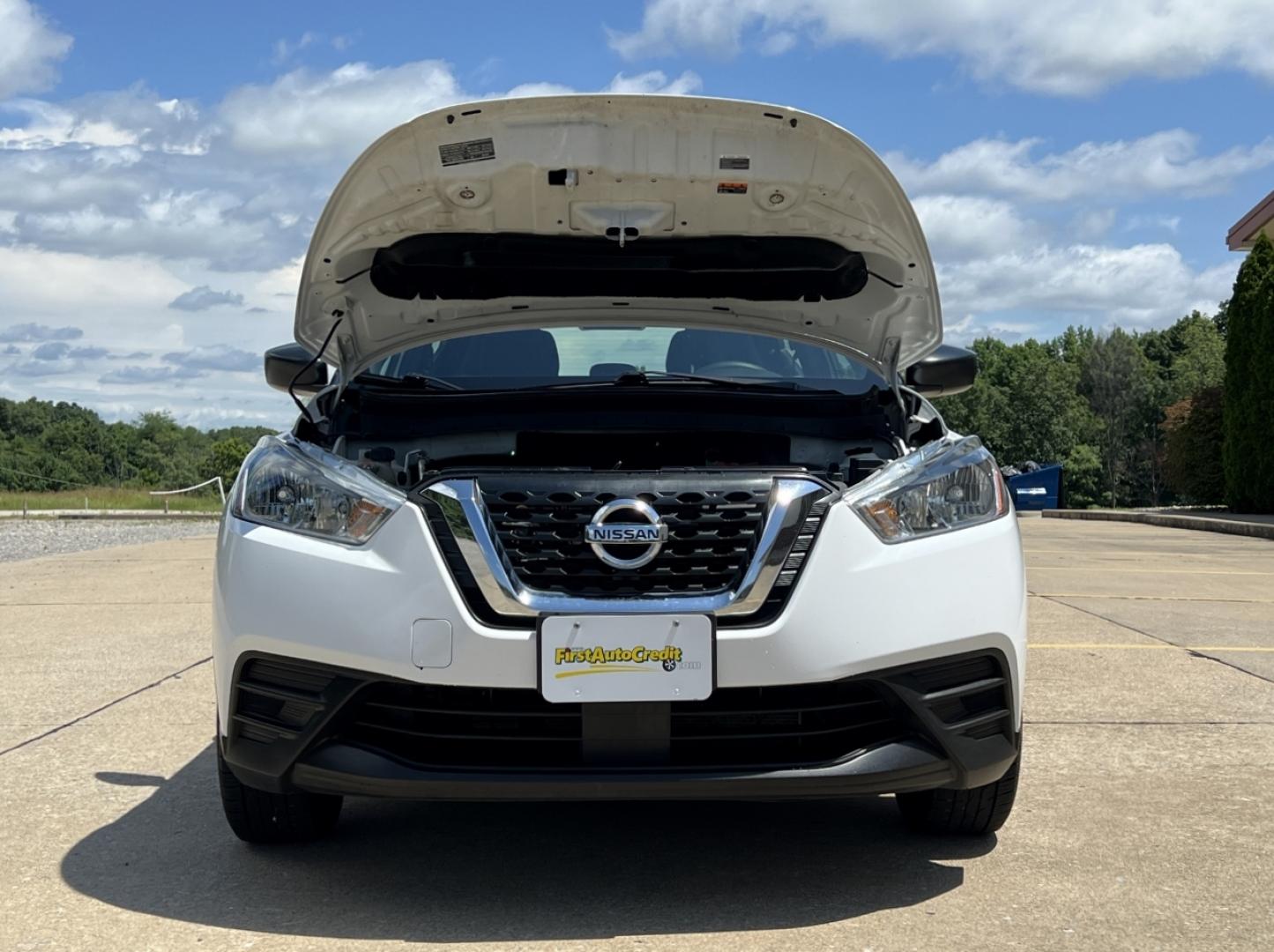 2020 WHITE /Black Cloth Nissan Kicks S (3N1CP5BV3LL) with an 1.6L 4 Cyl. engine, CVT transmission, located at 506 S. Kingshighway, Cape Girardeau, MO, 63703, (573) 235-5000, 37.294994, -89.556206 - 2020 Nissan Kicks S 1-Owner 117xxx miles Front Wheel Drive 1.6L 4 Cyl. Automatic Backup Camera Bluetooth Cruise Power Windows/Locks/Mirrors We have financing available and we accept trades! Fill out a credit application on our website or come by today! If you have any questions, give us a - Photo#28