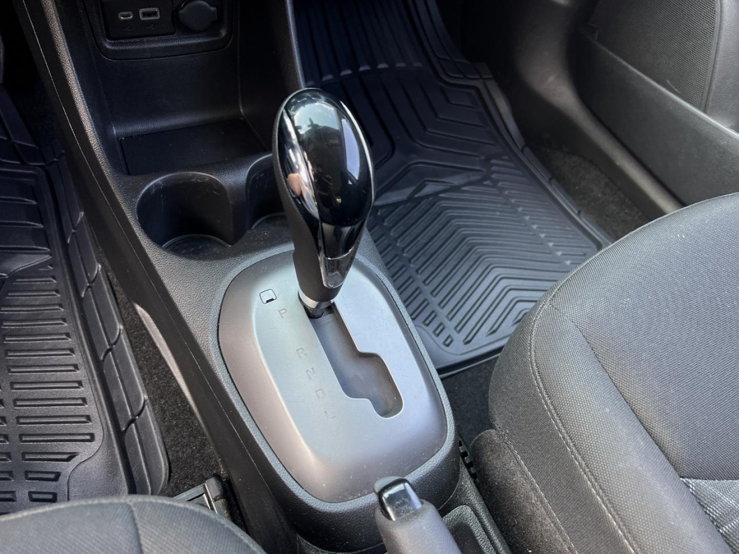 2022 BLUE /Black Cloth Chevrolet Spark 1LT CVT (KL8CD6SA0NC) with an 1.4L 4 Cyl. engine, CVT transmission, located at 2990 Old Orchard Rd., Jackson, MO, 63755, 37.354214, -89.612106 - 2022 Chevrolet Spark LT Local 1-Owner 53xxx miles Front Wheel Drive 1.4L 4 Cyl. Automatic Backup Camera Bluetooth Cruise Power Windows/Locks/Mirrors We have financing available and we accept trades! Fill out a credit application on our website or come by today! If you have any questions, - Photo#20