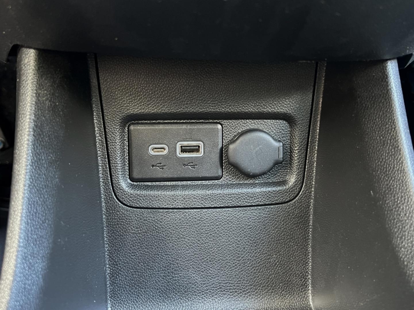 2022 BLUE /Black Cloth Chevrolet Spark 1LT CVT (KL8CD6SA0NC) with an 1.4L 4 Cyl. engine, CVT transmission, located at 2990 Old Orchard Rd., Jackson, MO, 63755, 37.354214, -89.612106 - 2022 Chevrolet Spark LT Local 1-Owner 53xxx miles Front Wheel Drive 1.4L 4 Cyl. Automatic Backup Camera Bluetooth Cruise Power Windows/Locks/Mirrors We have financing available and we accept trades! Fill out a credit application on our website or come by today! If you have any questions, - Photo#24