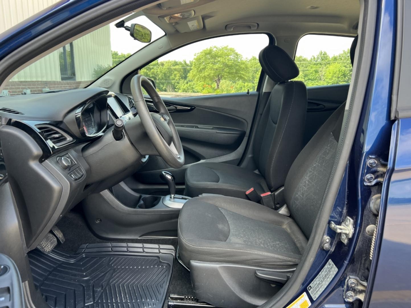 2022 BLUE /Black Cloth Chevrolet Spark 1LT CVT (KL8CD6SA0NC) with an 1.4L 4 Cyl. engine, CVT transmission, located at 2990 Old Orchard Rd., Jackson, MO, 63755, 37.354214, -89.612106 - 2022 Chevrolet Spark LT Local 1-Owner 53xxx miles Front Wheel Drive 1.4L 4 Cyl. Automatic Backup Camera Bluetooth Cruise Power Windows/Locks/Mirrors We have financing available and we accept trades! Fill out a credit application on our website or come by today! If you have any questions, - Photo#11