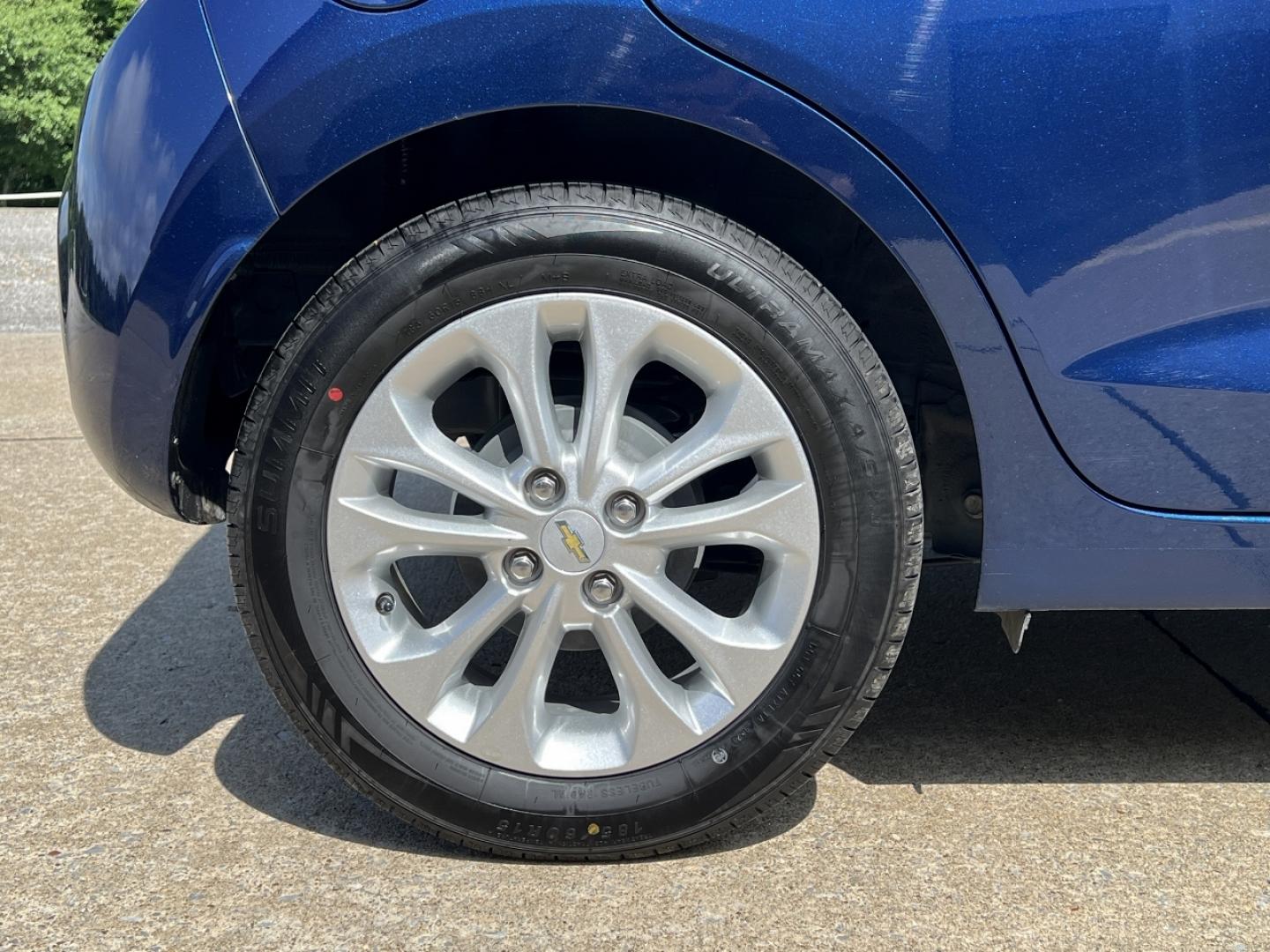2022 BLUE /Black Cloth Chevrolet Spark 1LT CVT (KL8CD6SA0NC) with an 1.4L 4 Cyl. engine, CVT transmission, located at 2990 Old Orchard Rd., Jackson, MO, 63755, 37.354214, -89.612106 - 2022 Chevrolet Spark LT Local 1-Owner 53xxx miles Front Wheel Drive 1.4L 4 Cyl. Automatic Backup Camera Bluetooth Cruise Power Windows/Locks/Mirrors We have financing available and we accept trades! Fill out a credit application on our website or come by today! If you have any questions, - Photo#33