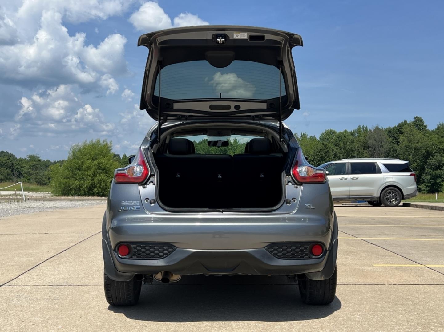 2016 GRAY /Black Leather Nissan Juke SL FWD (JN8AF5MR3GT) with an 1.6L 4 Cyl. Turbo engine, CVT transmission, located at 506 S. Kingshighway, Cape Girardeau, MO, 63703, (573) 235-5000, 37.294991, -89.553635 - 2016 Nissan Juke SL 107xxx miles Front Wheel Drive 1.6L 4 Cyl. Automatic Leather Navigation Backup Camera Sunroof Bluetooth Cruise Power Windows/Locks/Mirrors We have financing available and we accept trades! Fill out a credit application on our website or come by today! If you have any - Photo#18