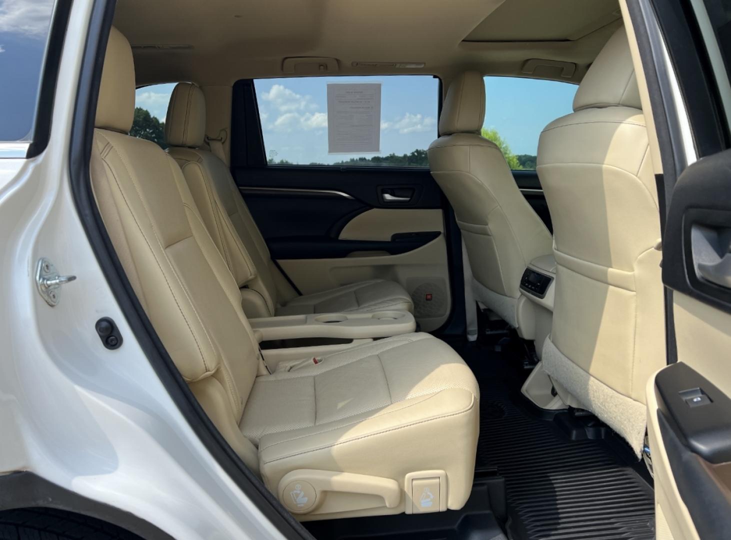 2015 WHITE /Tan Leather Toyota Highlander Limited AWD V6 (5TDDKRFH5FS) with an 3.5L V6 engine, Automatic transmission, located at 2990 Old Orchard Rd., Jackson, MO, 63755, 37.354214, -89.612106 - 2015 Toyota Highlander Limited 166xxx miles All Wheel Drive 3.5L V6 Automatic Leather 3rd Row Navigation Power/Heated/Cooled Seats Backup Camera Sunroof Bluetooth Cruise Power Windows/Locks/Mirrors We have financing available and we accept trades! Fill out a credit application on our w - Photo#19