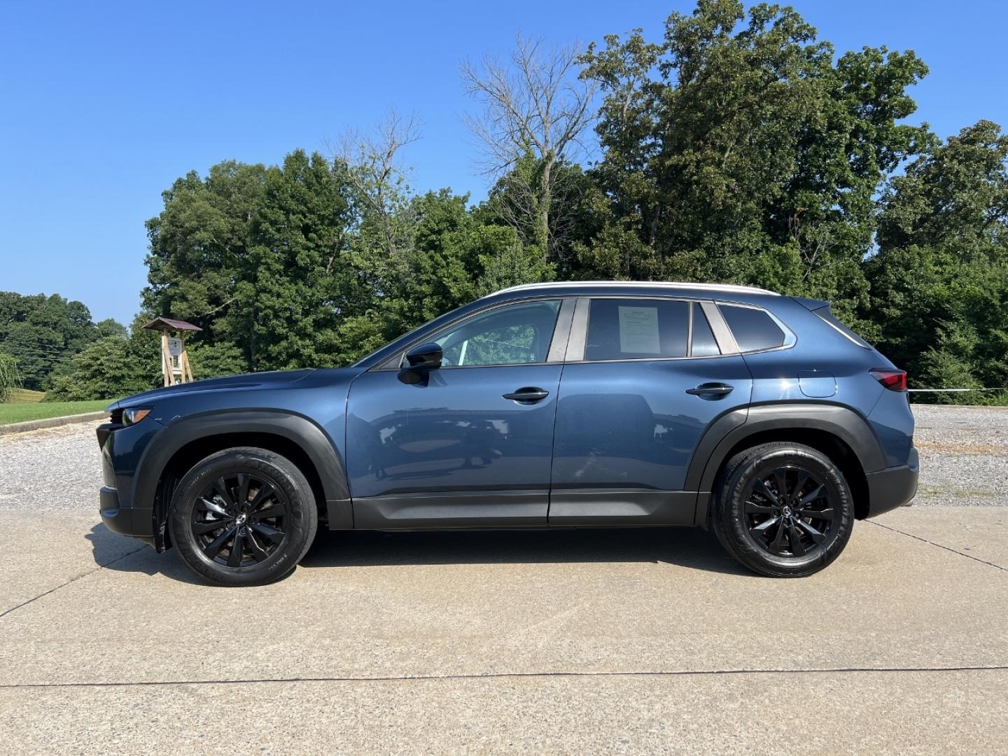 2023 BLUE /Black Mazda CX-50 2.5 S Select (7MMVABAM6PN) with an 2.5L 4 Cyl. engine, Automatic transmission, located at 2990 Old Orchard Rd., Jackson, MO, 63755, 37.354214, -89.612106 - 2023 Mazda CX-50 2.5 S Select Local 1-Owner 54xxx miles All Wheel Drive 2.5L 4 Cyl. Automatic Backup Camera Bluetooth Cruise Power Windows/Locks/Mirrors We have financing available and we accept trades! Fill out a credit application on our website or come by today! If you have any questio - Photo#4