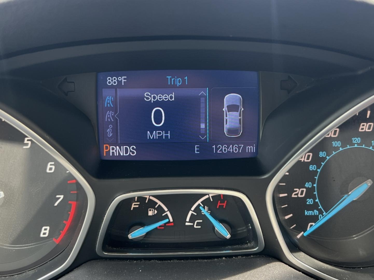2014 WHITE /Gray Cloth Ford Escape SE FWD (1FMCU0GX8EU) with an 1.6L 4 Cyl. engine, Automatic transmission, located at 2990 Old Orchard Rd., Jackson, MO, 63755, 37.354214, -89.612106 - We have financing available and we accept trades! Fill out a credit application on our website or come by today! If you have any questions, give us a call at (573) 204-7777 or visit our website at firstautocredit.com. - Photo#1
