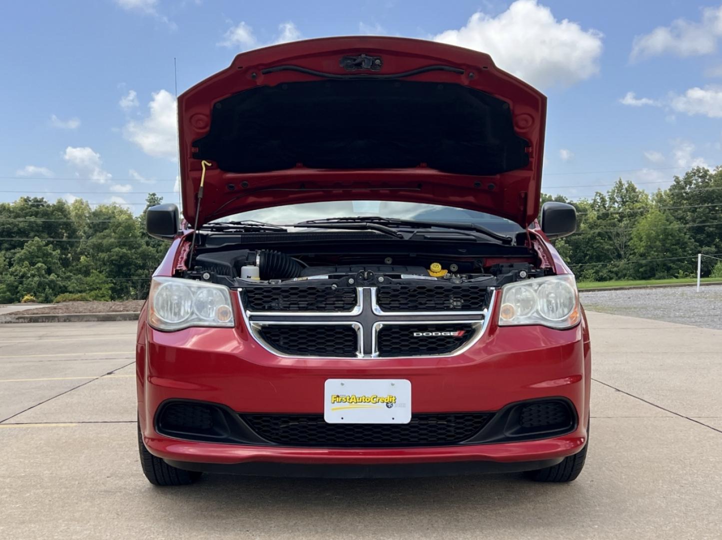 2014 RED /Black Cloth Dodge Grand Caravan SE (2C4RDGBG2ER) with an 3.6L V6 engine, Automatic transmission, located at 2990 Old Orchard Rd., Jackson, MO, 63755, 37.354214, -89.612106 - 2014 Dodge Grand Caravan SE 163xxx miles Front Wheel Drive 3.6L V6 Automatic 3rd Row Cruise Power Windows/Locks/Mirrors We have financing available and we accept trades! Fill out a credit application on our website or come by today! If you have any questions, give us a call at (573) 204-777 - Photo#26