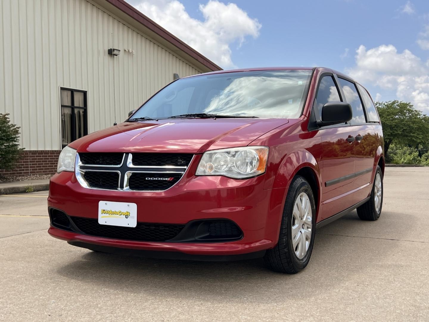 2014 RED /Black Cloth Dodge Grand Caravan SE (2C4RDGBG2ER) with an 3.6L V6 engine, Automatic transmission, located at 2990 Old Orchard Rd., Jackson, MO, 63755, 37.354214, -89.612106 - 2014 Dodge Grand Caravan SE 163xxx miles Front Wheel Drive 3.6L V6 Automatic 3rd Row Cruise Power Windows/Locks/Mirrors We have financing available and we accept trades! Fill out a credit application on our website or come by today! If you have any questions, give us a call at (573) 204-777 - Photo#2