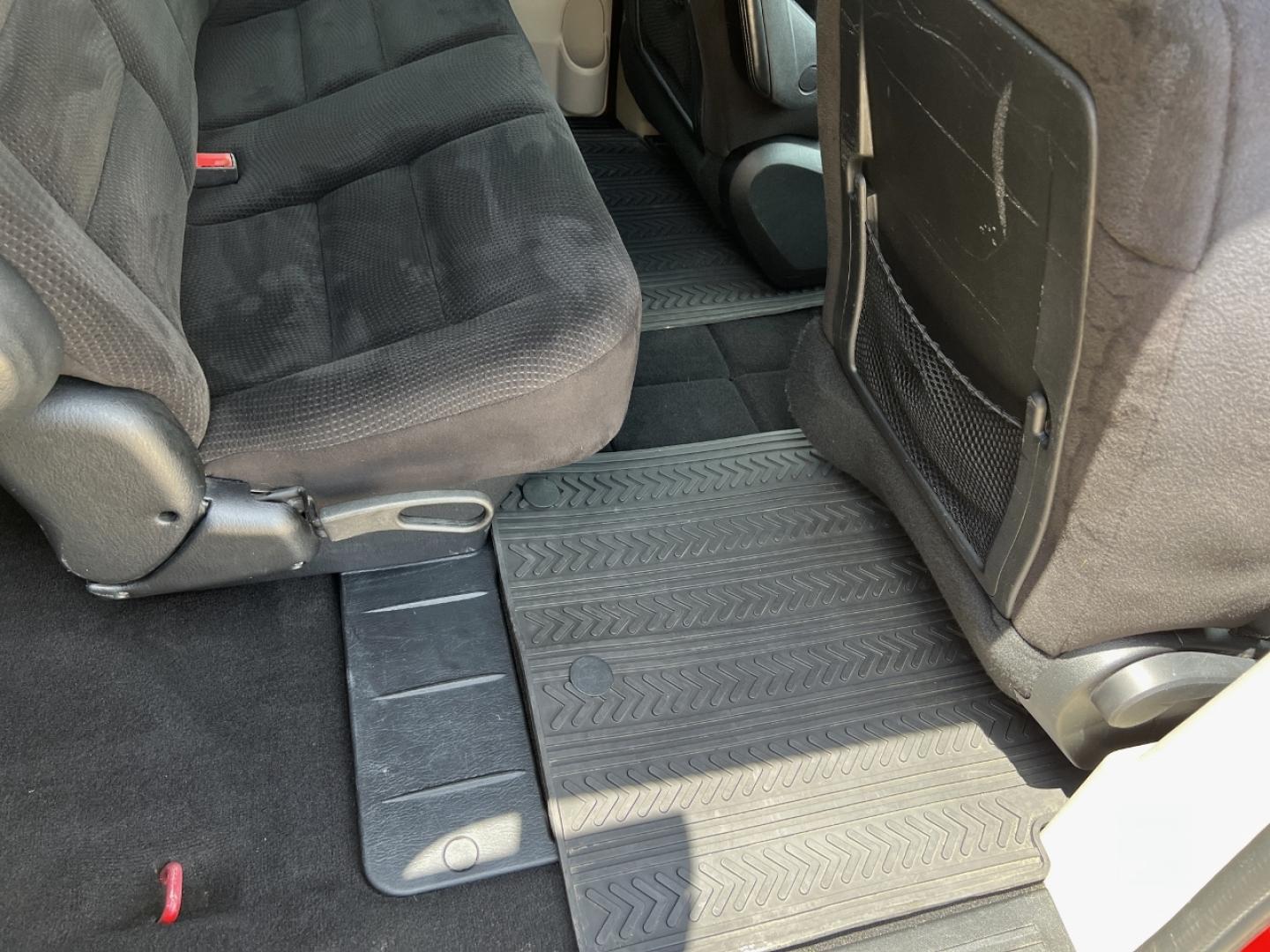 2014 RED /Black Cloth Dodge Grand Caravan SE (2C4RDGBG2ER) with an 3.6L V6 engine, Automatic transmission, located at 2990 Old Orchard Rd., Jackson, MO, 63755, 37.354214, -89.612106 - 2014 Dodge Grand Caravan SE 163xxx miles Front Wheel Drive 3.6L V6 Automatic 3rd Row Cruise Power Windows/Locks/Mirrors We have financing available and we accept trades! Fill out a credit application on our website or come by today! If you have any questions, give us a call at (573) 204-777 - Photo#25