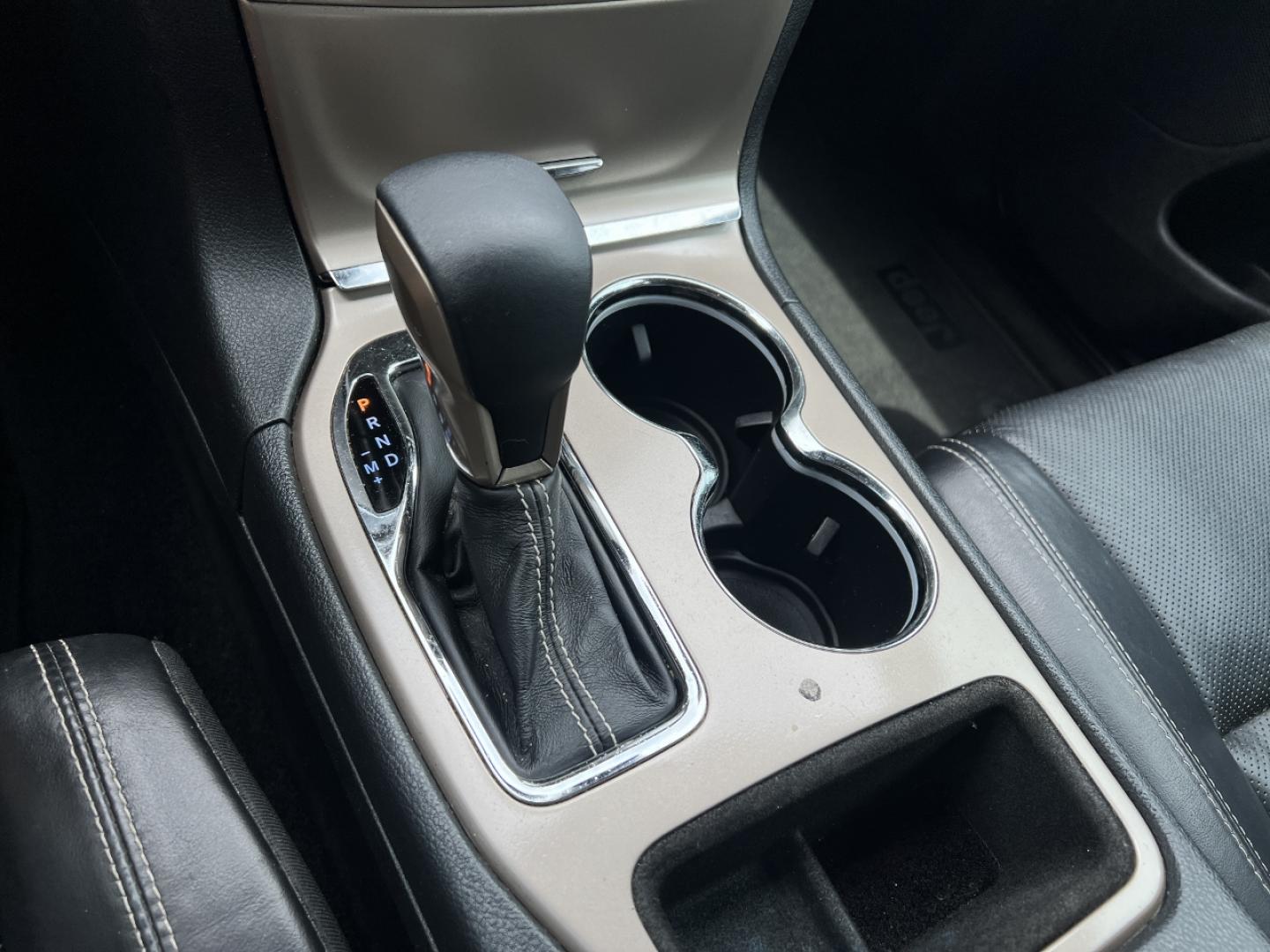 2017 BLACK /Black Leather Jeep Grand Cherokee Limited 2WD (1C4RJEBG6HC) with an 3.6L V6 engine, Automatic transmission, located at 506 S. Kingshighway, Cape Girardeau, MO, 63703, (573) 235-5000, 37.294991, -89.553635 - 2017 Jeep Grand Cherokee Limited 152xxx miles Rear Wheel Drive 3.6L V6 Automatic Leather Navigation Power/Heated/Cooled Seats Heated Rear Seats Heated Steering Wheel Backup Camera Sunroof Bluetooth Remote Start Cruise Power Windows/Locks/Mirrors We have financing available and we acc - Photo#28