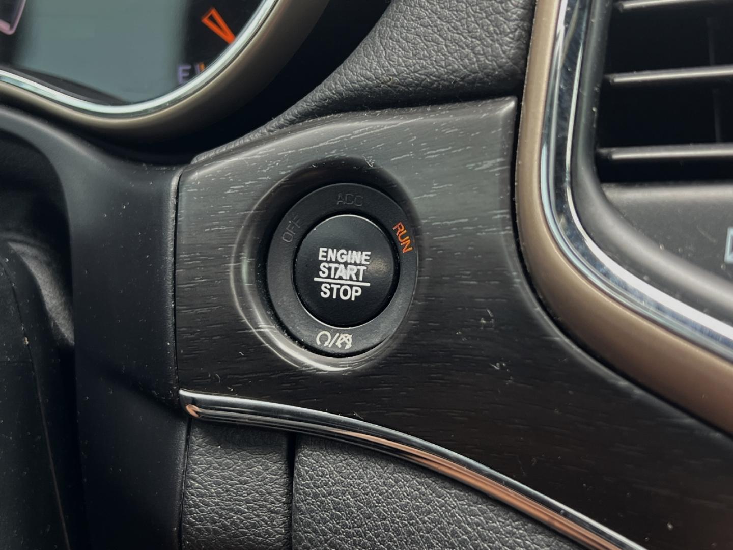 2017 BLACK /Black Leather Jeep Grand Cherokee Limited 2WD (1C4RJEBG6HC) with an 3.6L V6 engine, Automatic transmission, located at 506 S. Kingshighway, Cape Girardeau, MO, 63703, (573) 235-5000, 37.294991, -89.553635 - 2017 Jeep Grand Cherokee Limited 152xxx miles Rear Wheel Drive 3.6L V6 Automatic Leather Navigation Power/Heated/Cooled Seats Heated Rear Seats Heated Steering Wheel Backup Camera Sunroof Bluetooth Remote Start Cruise Power Windows/Locks/Mirrors We have financing available and we acc - Photo#27