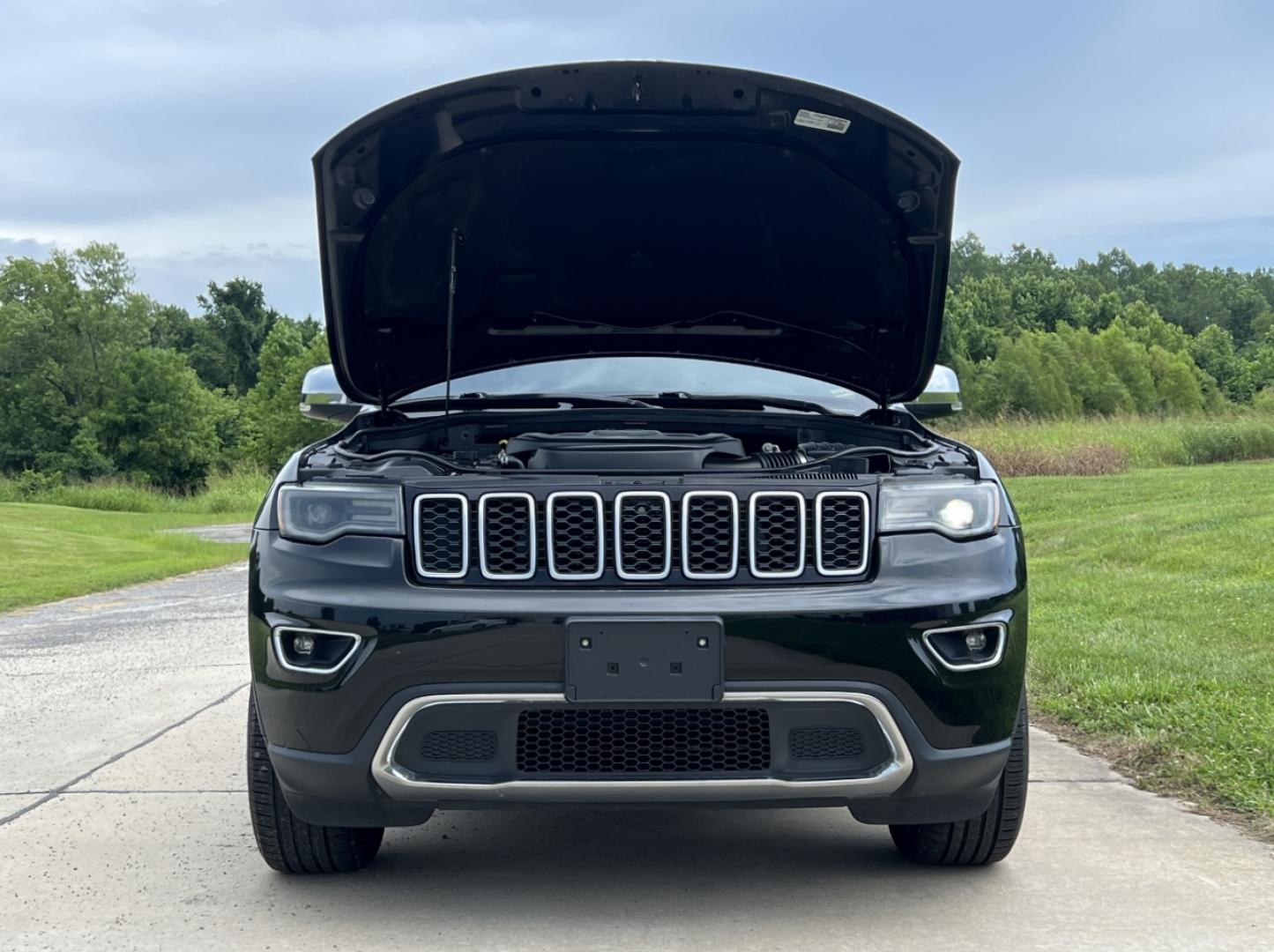 2017 BLACK /Black Leather Jeep Grand Cherokee Limited 2WD (1C4RJEBG6HC) with an 3.6L V6 engine, Automatic transmission, located at 506 S. Kingshighway, Cape Girardeau, MO, 63703, (573) 235-5000, 37.294991, -89.553635 - 2017 Jeep Grand Cherokee Limited 152xxx miles Rear Wheel Drive 3.6L V6 Automatic Leather Navigation Power/Heated/Cooled Seats Heated Rear Seats Heated Steering Wheel Backup Camera Sunroof Bluetooth Remote Start Cruise Power Windows/Locks/Mirrors We have financing available and we acc - Photo#38