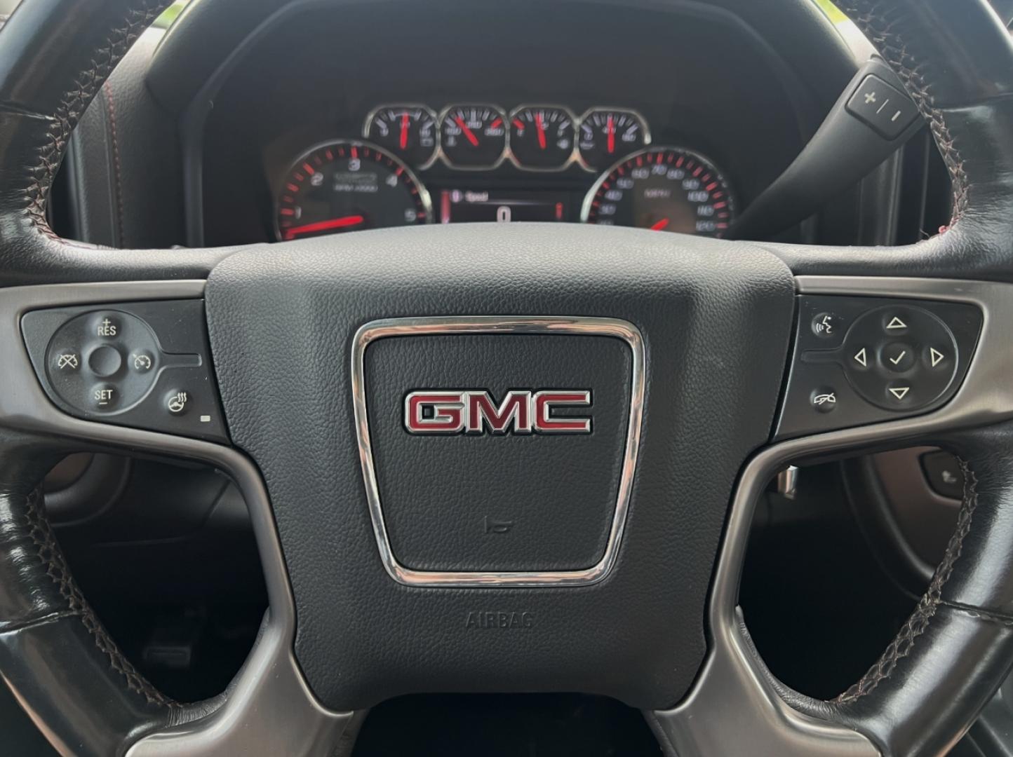 2014 WHITE /Black Leather GMC Sierra 1500 SLT Crew Cab 4WD (3GTU2VEC7EG) with an 5.3L V8 engine, Automatic transmission, located at 506 S. Kingshighway, Cape Girardeau, MO, 63703, (573) 235-5000, 37.294991, -89.553635 - 2014 GMC Sierra 1500 SLT 197xxx miles 4x4 5.3L V8 Automatic Leather Navigation Backup Camera Power/Heated Seats Heated Steering Wheel Bluetooth Cruise Power Windows/Locks/Mirrors We have financing available and we accept trades! Fill out a credit application on our website or come by to - Photo#21