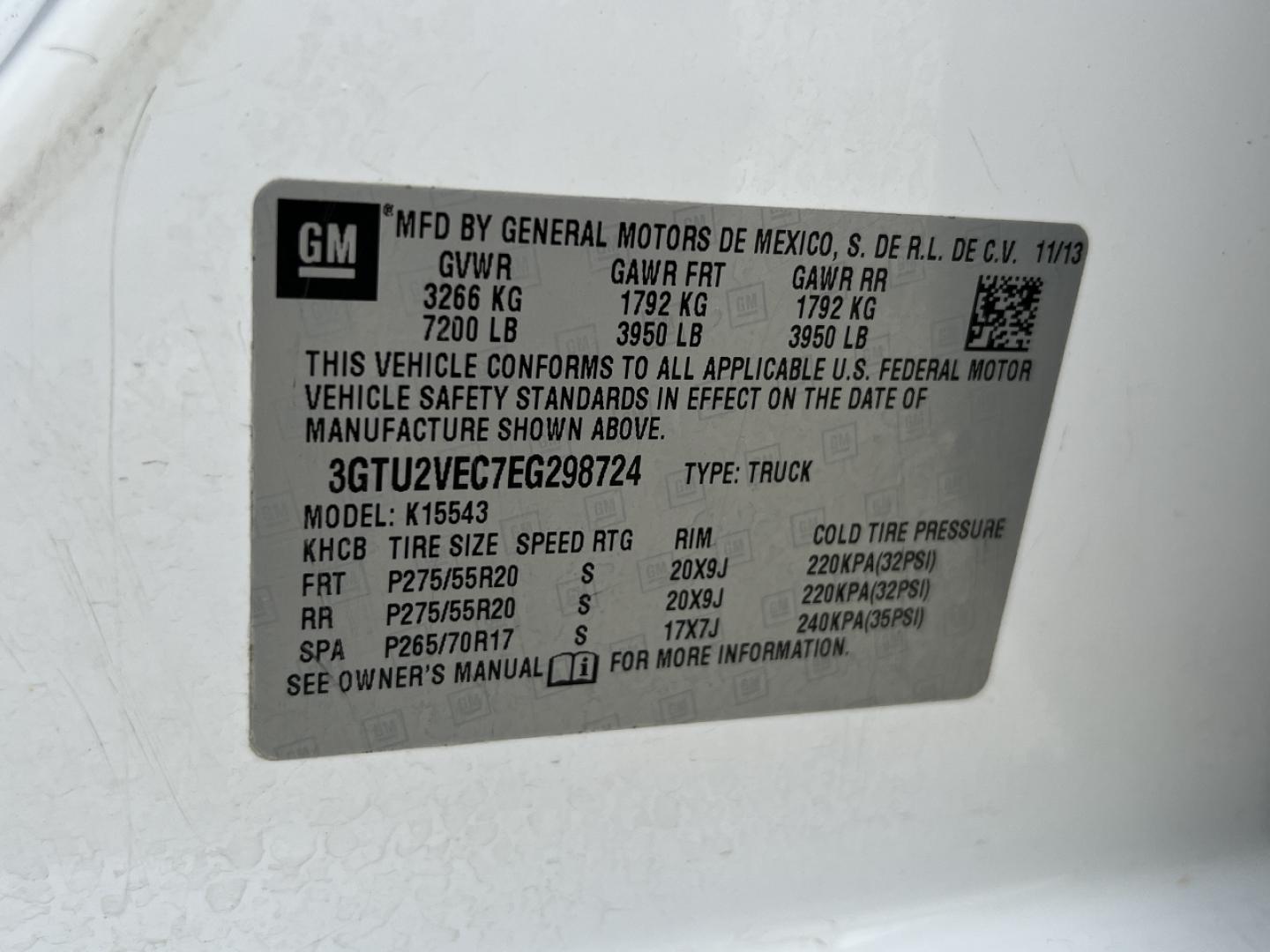 2014 WHITE /Black Leather GMC Sierra 1500 SLT Crew Cab 4WD (3GTU2VEC7EG) with an 5.3L V8 engine, Automatic transmission, located at 506 S. Kingshighway, Cape Girardeau, MO, 63703, (573) 235-5000, 37.294991, -89.553635 - 2014 GMC Sierra 1500 SLT 197xxx miles 4x4 5.3L V8 Automatic Leather Navigation Backup Camera Power/Heated Seats Heated Steering Wheel Bluetooth Cruise Power Windows/Locks/Mirrors We have financing available and we accept trades! Fill out a credit application on our website or come by to - Photo#43