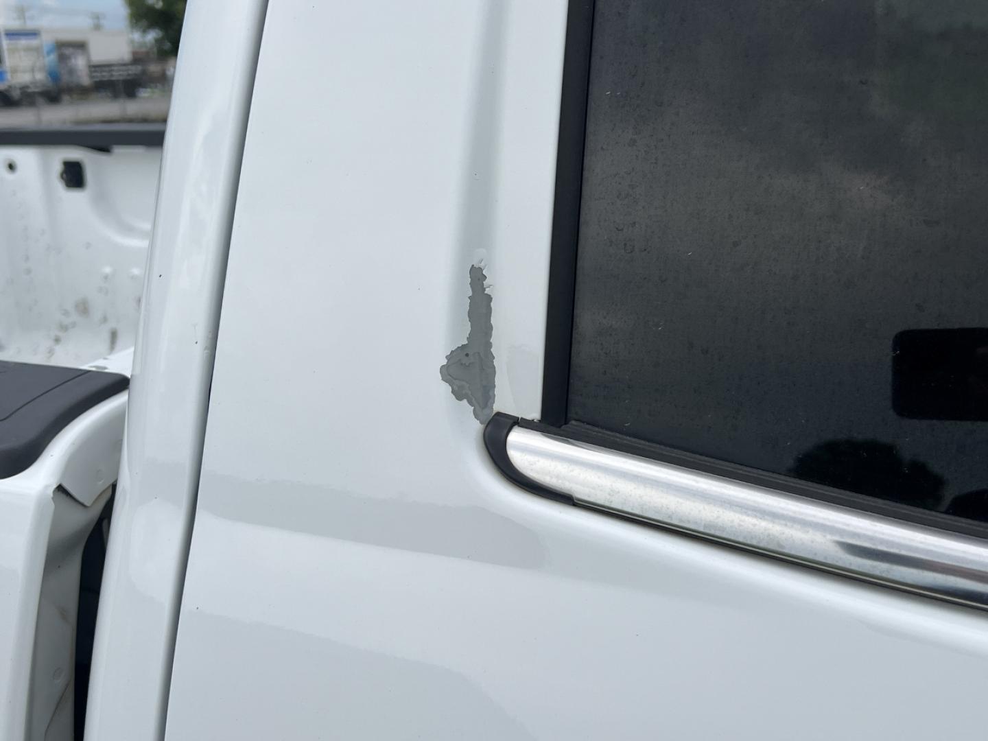 2014 WHITE /Black Leather GMC Sierra 1500 SLT Crew Cab 4WD (3GTU2VEC7EG) with an 5.3L V8 engine, Automatic transmission, located at 506 S. Kingshighway, Cape Girardeau, MO, 63703, (573) 235-5000, 37.294991, -89.553635 - 2014 GMC Sierra 1500 SLT 197xxx miles 4x4 5.3L V8 Automatic Leather Navigation Backup Camera Power/Heated Seats Heated Steering Wheel Bluetooth Cruise Power Windows/Locks/Mirrors We have financing available and we accept trades! Fill out a credit application on our website or come by to - Photo#37