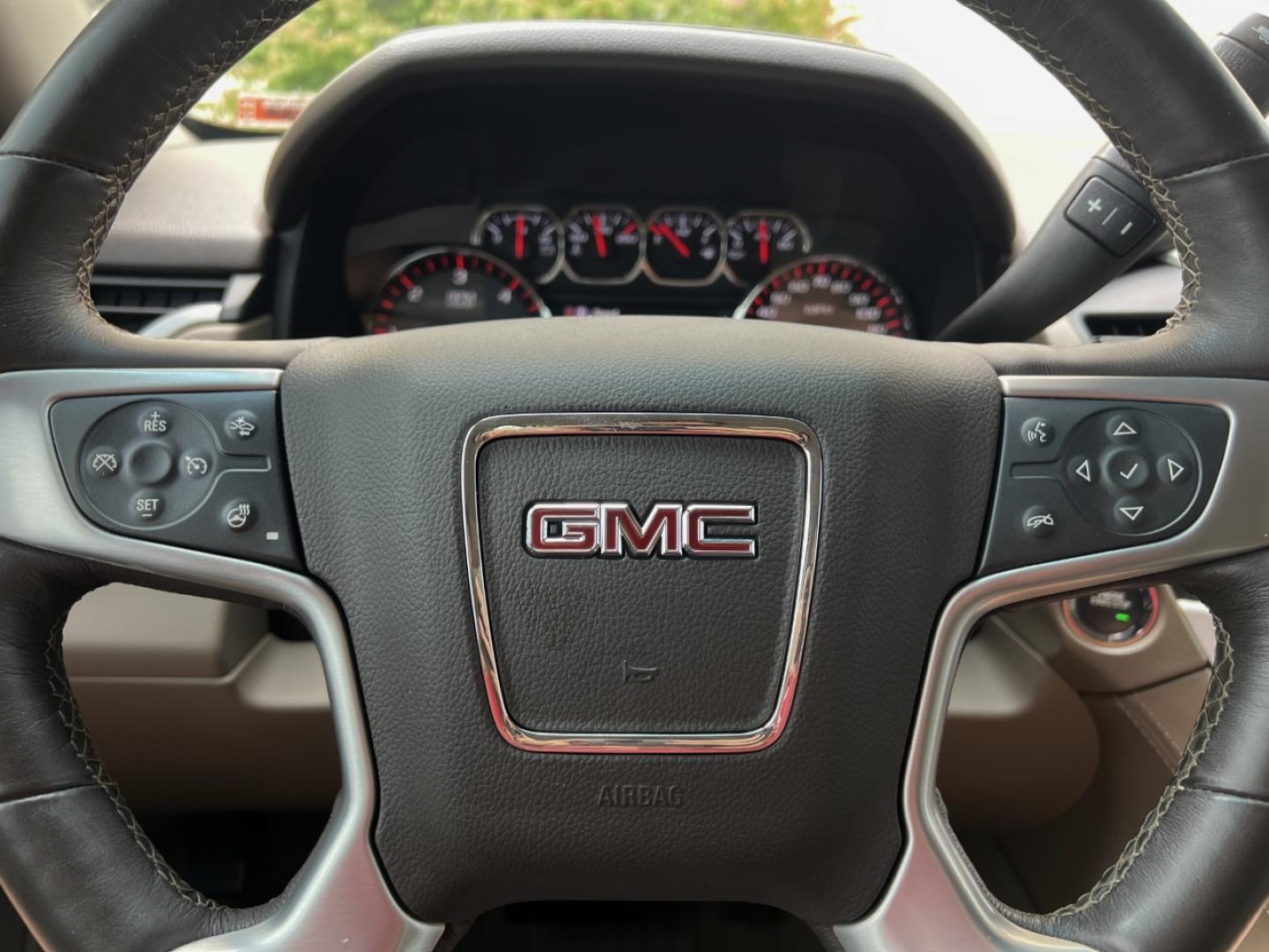 2016 WHITE /Tan Leather GMC Yukon SLT 2WD (1GKS1BKC4GR) with an 5.3L V8 engine, Automatic transmission, located at 506 S. Kingshighway, Cape Girardeau, MO, 63703, (573) 235-5000, 37.294991, -89.553635 - 2016 GMC Yukon SLT 151xxx miles Rear Wheel Drive 5.3L V8 Automatic Leather 3rd Row Navigation Rear Entertainment Power/Heated/Cooled Seats Heated Rear Seats Backup Camera Sunroof Bluetooth Remote Start Cruise Power Windows/Locks/Mirrors We have financing available and we accept trad - Photo#29