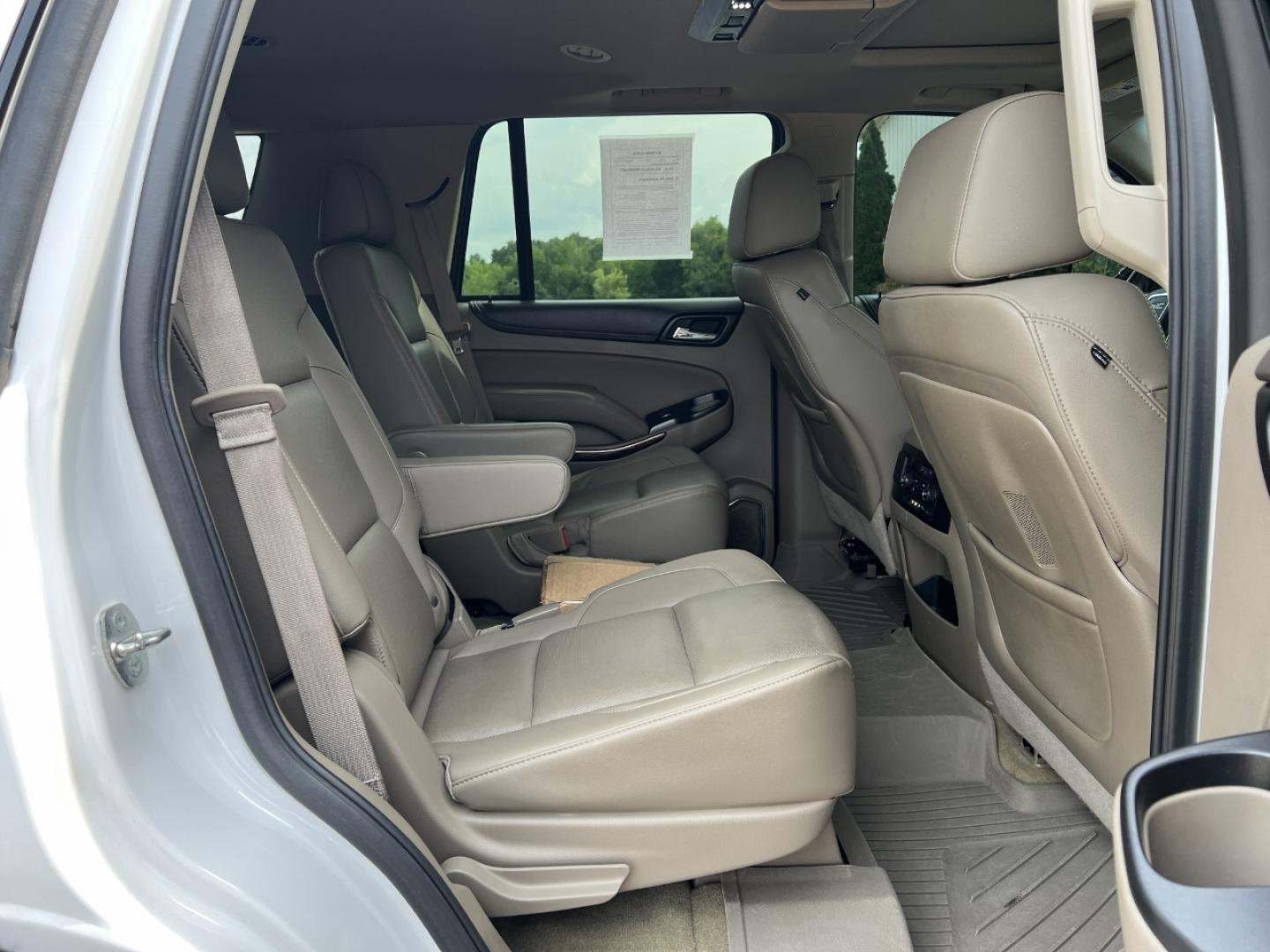 2016 WHITE /Tan Leather GMC Yukon SLT 2WD (1GKS1BKC4GR) with an 5.3L V8 engine, Automatic transmission, located at 506 S. Kingshighway, Cape Girardeau, MO, 63703, (573) 235-5000, 37.294991, -89.553635 - 2016 GMC Yukon SLT 151xxx miles Rear Wheel Drive 5.3L V8 Automatic Leather 3rd Row Navigation Rear Entertainment Power/Heated/Cooled Seats Heated Rear Seats Backup Camera Sunroof Bluetooth Remote Start Cruise Power Windows/Locks/Mirrors We have financing available and we accept trad - Photo#22