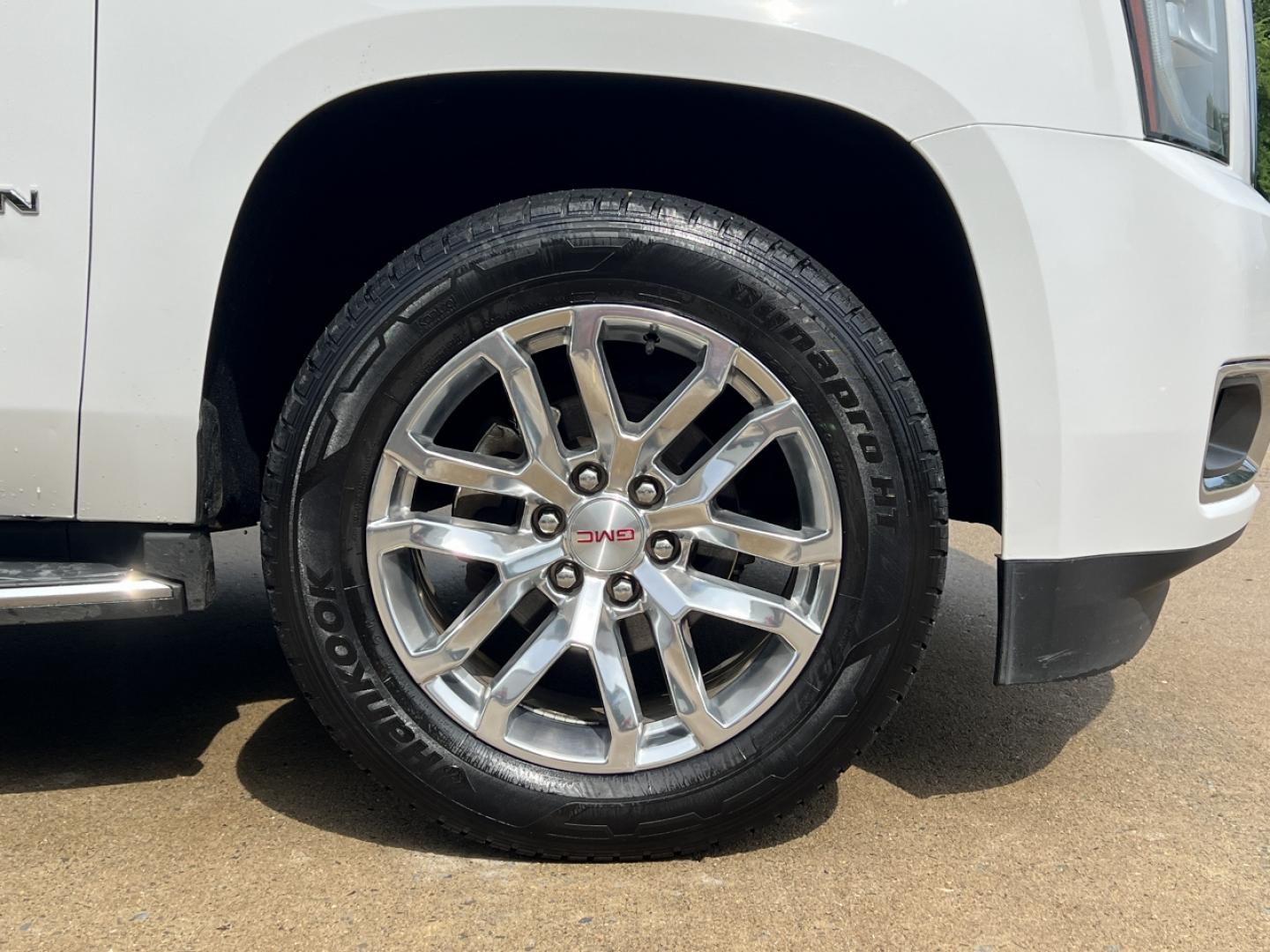 2016 WHITE /Tan Leather GMC Yukon SLT 2WD (1GKS1BKC4GR) with an 5.3L V8 engine, Automatic transmission, located at 506 S. Kingshighway, Cape Girardeau, MO, 63703, (573) 235-5000, 37.294991, -89.553635 - 2016 GMC Yukon SLT 151xxx miles Rear Wheel Drive 5.3L V8 Automatic Leather 3rd Row Navigation Rear Entertainment Power/Heated/Cooled Seats Heated Rear Seats Backup Camera Sunroof Bluetooth Remote Start Cruise Power Windows/Locks/Mirrors We have financing available and we accept trad - Photo#50