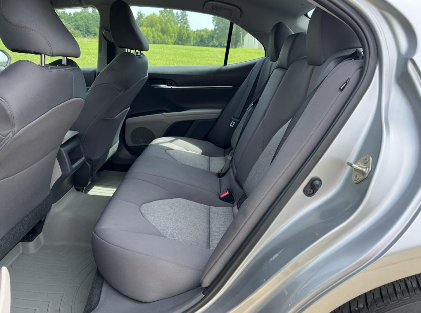 2020 SILVER /Gray Cloth Toyota Camry LE (4T1C11AK0LU) with an 2.5L 4 Cyl. engine, Automatic transmission, located at 506 S. Kingshighway, Cape Girardeau, MO, 63703, (573) 235-5000, 37.294991, -89.553635 - 2020 Toyota Camry LE 1-Owner Only 21xxx miles Front Wheel Drive 2.5L 4 Cyl. Automatic Backup Camera Power Driver Seat Bluetooth Cruise Power Windows/Locks/Mirrors We have financing available and we accept trades! Fill out a credit application on our website or come by today! If you have - Photo#14