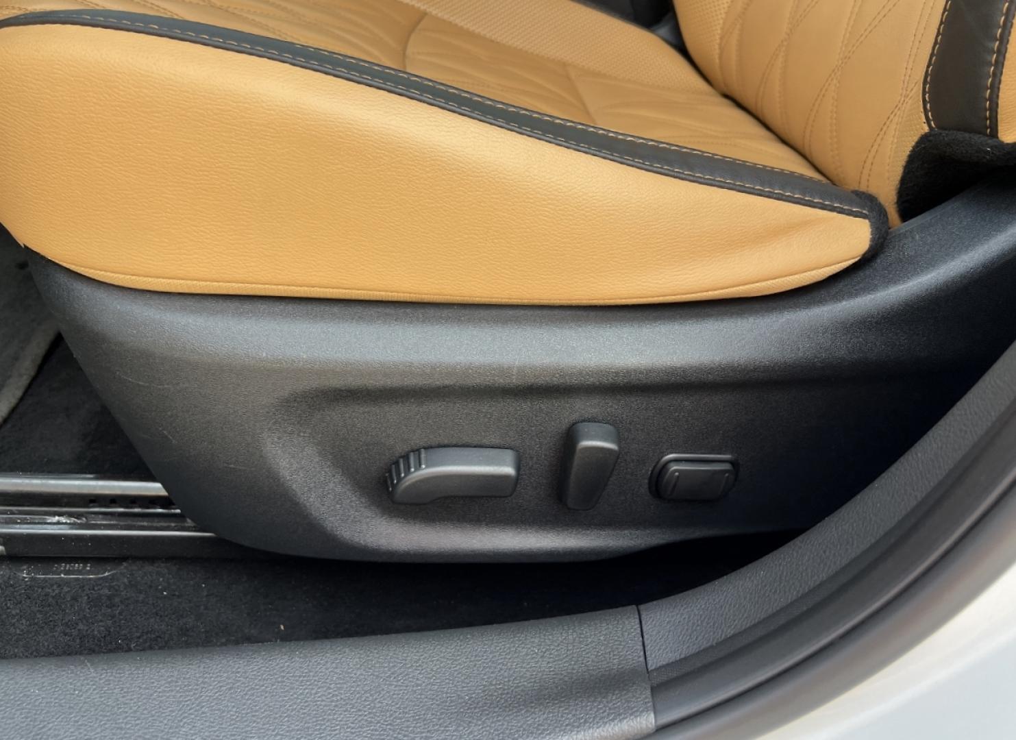 2023 WHITE /Tan Leather Nissan Sentra SV (3N1AB8CV9PY) with an 1.8L 4 Cyl. engine, CVT transmission, located at 506 S. Kingshighway, Cape Girardeau, MO, 63703, (573) 235-5000, 37.294991, -89.553635 - 2023 Nissan Sentra SV 1-Owner 50xxx miles Front Wheel Drive 2.0L 4 Cyl. Automatic Leather Backup Camera Power Driver Seat Heated Seats Heated Steering Wheel Sunroof Bluetooth Remote Start Cruise Power Windows/Locks/Mirrors We have financing available and we accept trades! Fill out a - Photo#5