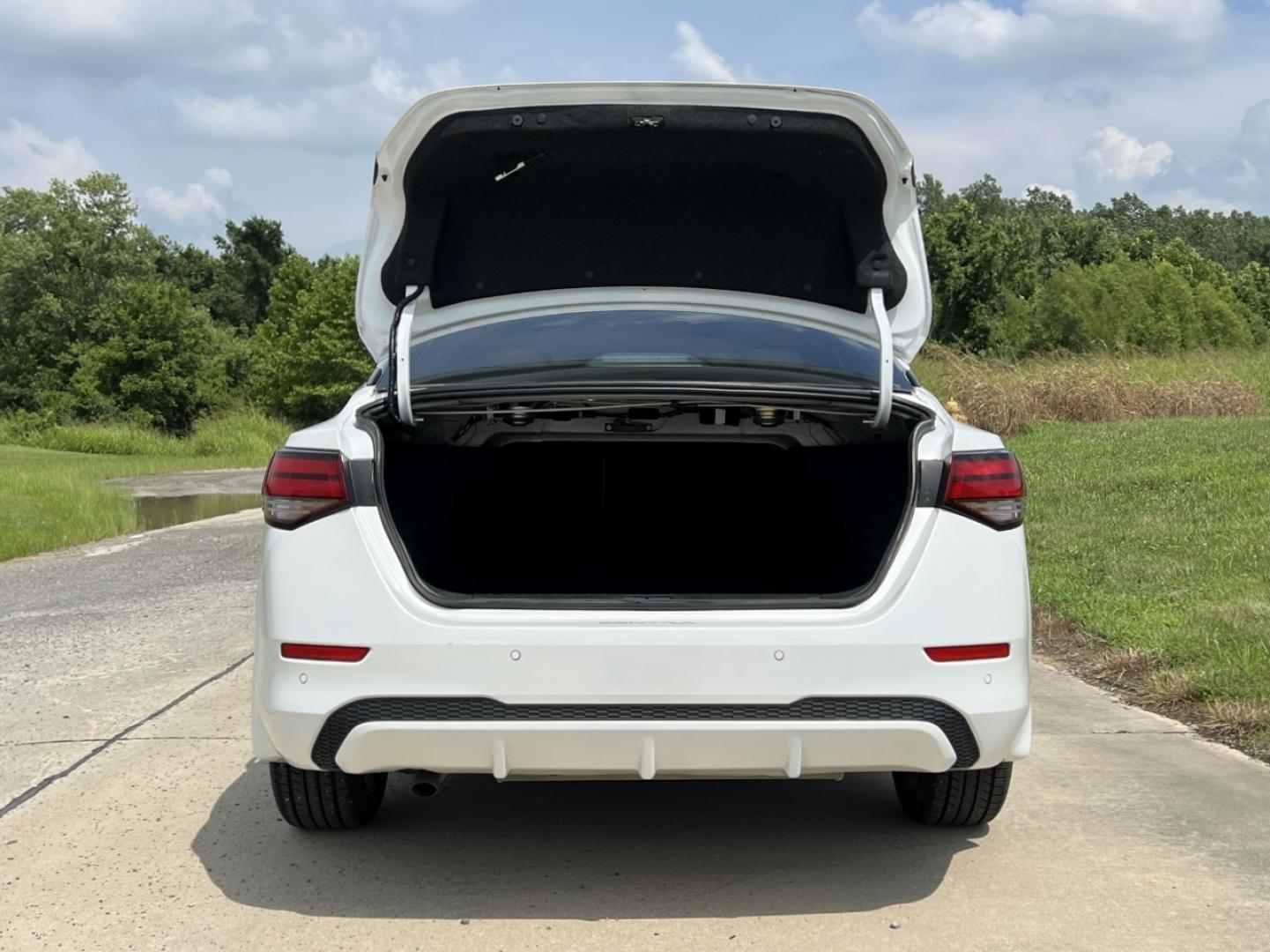2023 WHITE /Tan Leather Nissan Sentra SV (3N1AB8CV9PY) with an 1.8L 4 Cyl. engine, CVT transmission, located at 506 S. Kingshighway, Cape Girardeau, MO, 63703, (573) 235-5000, 37.294991, -89.553635 - 2023 Nissan Sentra SV 1-Owner 50xxx miles Front Wheel Drive 2.0L 4 Cyl. Automatic Leather Backup Camera Power Driver Seat Heated Seats Heated Steering Wheel Sunroof Bluetooth Remote Start Cruise Power Windows/Locks/Mirrors We have financing available and we accept trades! Fill out a - Photo#20