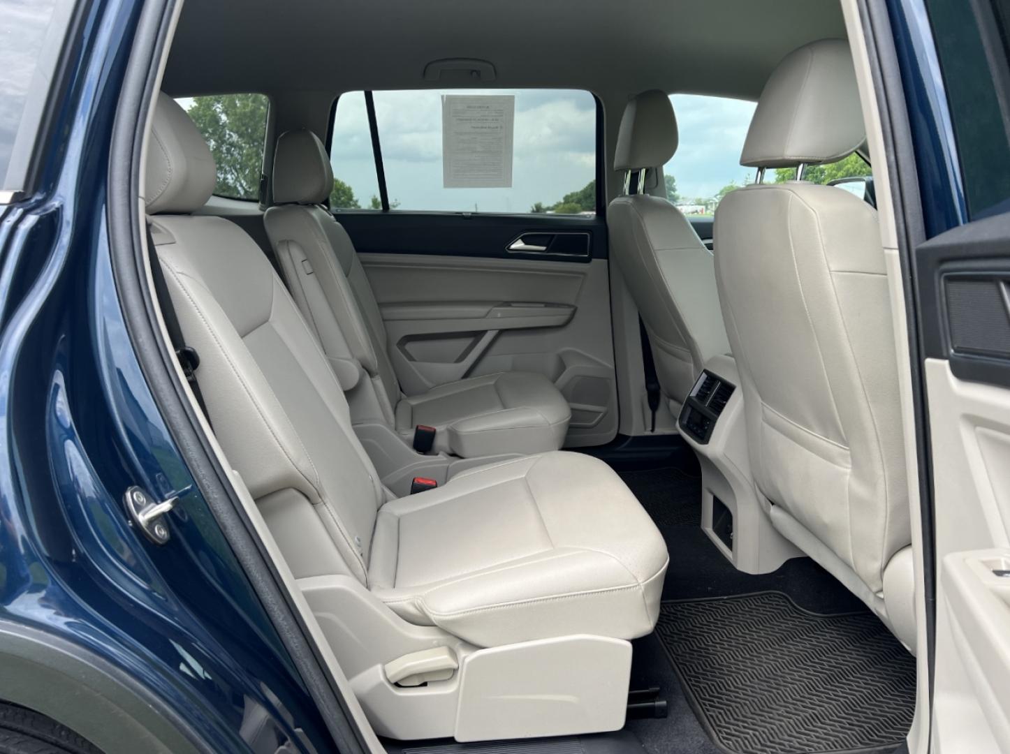 2019 BLUE /Tan Leather Volkswagen Atlas V6 SE w/Technology AWD (1V2UR2CAXKC) with an 3.6L V6 engine, Automatic transmission, located at 506 S. Kingshighway, Cape Girardeau, MO, 63703, (573) 235-5000, 37.294991, -89.553635 - 2019 Volkswagen Atlas SE 1-Owner 101xxx miles All Wheel Drive 3.6L V6 Automatic Leather 3rd Row Backup Camera Bluetooth Remote Start Cruise Power Windows/Locks/Mirrors We have financing available and we accept trades! Fill out a credit application on our website or come by today! If yo - Photo#18