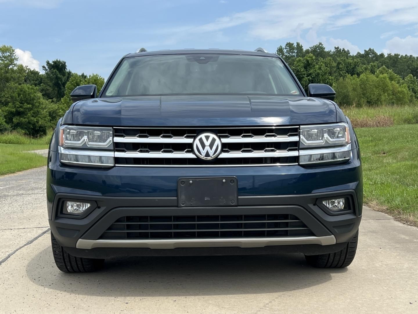2019 BLUE /Tan Leather Volkswagen Atlas V6 SE w/Technology AWD (1V2UR2CAXKC) with an 3.6L V6 engine, Automatic transmission, located at 506 S. Kingshighway, Cape Girardeau, MO, 63703, (573) 235-5000, 37.294991, -89.553635 - 2019 Volkswagen Atlas SE 1-Owner 101xxx miles All Wheel Drive 3.6L V6 Automatic Leather 3rd Row Backup Camera Bluetooth Remote Start Cruise Power Windows/Locks/Mirrors We have financing available and we accept trades! Fill out a credit application on our website or come by today! If yo - Photo#12