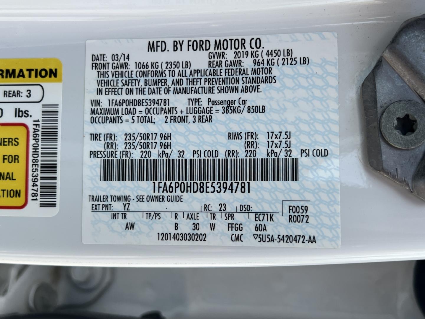 2014 WHITE /Black Cloth Ford Fusion SE (1FA6P0HD8E5) with an 1.5L 4 Cyl. engine, Automatic transmission, located at 506 S. Kingshighway, Cape Girardeau, MO, 63703, (573) 235-5000, 37.294991, -89.553635 - 2014 Ford Fusion SE 1-Owner Only 79xxx miles Front Wheel Drive 1.5L 4 Cyl. Automatic Power Driver Seat Bluetooth Cruise Power Windows/Locks/Mirrors We have financing available and we accept trades! Fill out a credit application on our website or come by today! If you have any questions, g - Photo#38