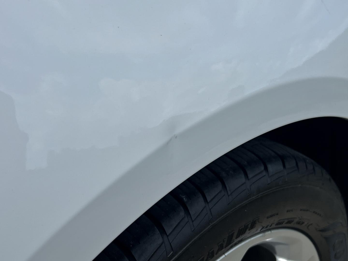 2014 WHITE /Black Cloth Ford Fusion SE (1FA6P0HD8E5) with an 1.5L 4 Cyl. engine, Automatic transmission, located at 506 S. Kingshighway, Cape Girardeau, MO, 63703, (573) 235-5000, 37.294991, -89.553635 - 2014 Ford Fusion SE 1-Owner Only 79xxx miles Front Wheel Drive 1.5L 4 Cyl. Automatic Power Driver Seat Bluetooth Cruise Power Windows/Locks/Mirrors We have financing available and we accept trades! Fill out a credit application on our website or come by today! If you have any questions, g - Photo#36