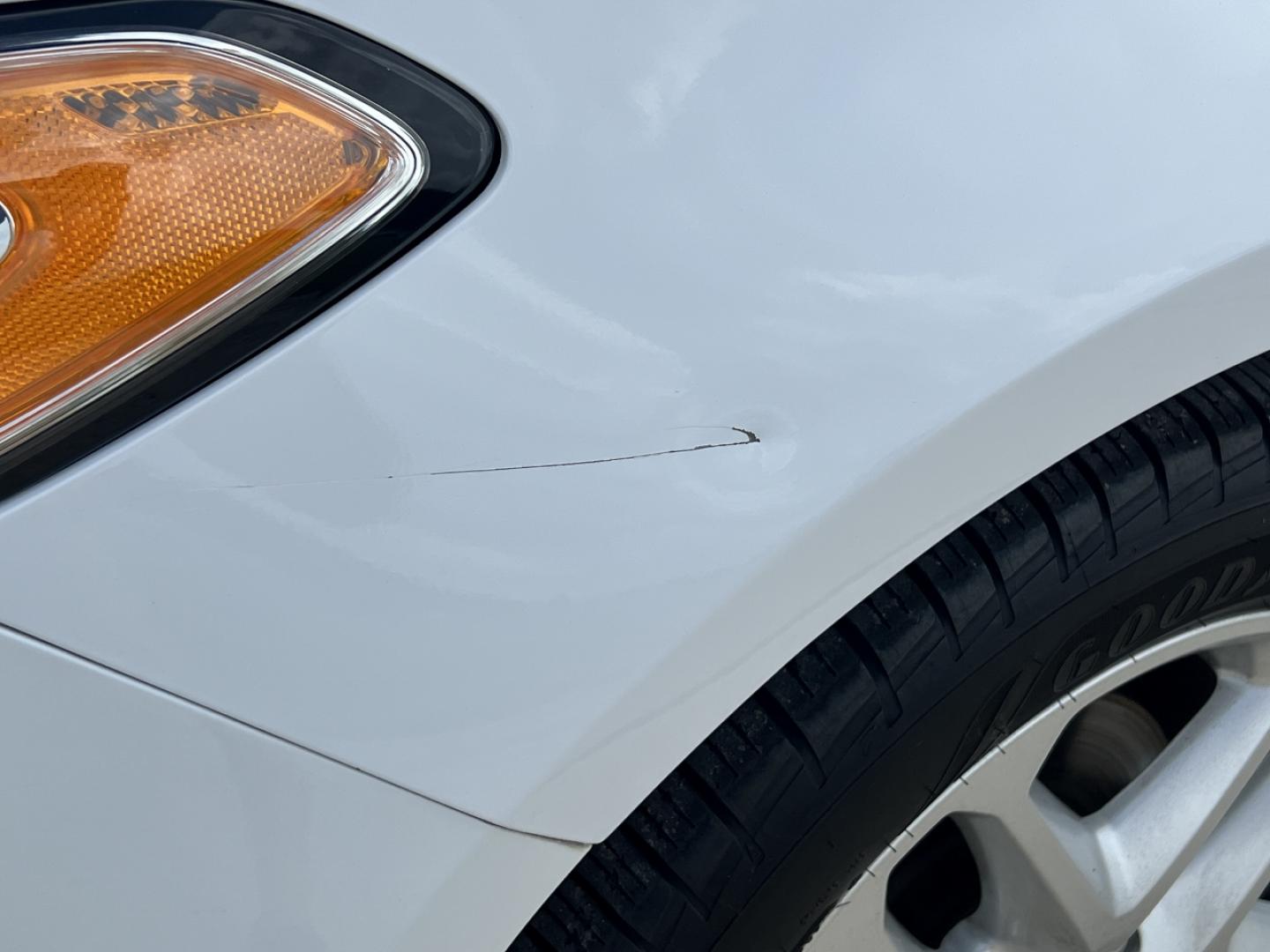 2014 WHITE /Black Cloth Ford Fusion SE (1FA6P0HD8E5) with an 1.5L 4 Cyl. engine, Automatic transmission, located at 506 S. Kingshighway, Cape Girardeau, MO, 63703, (573) 235-5000, 37.294991, -89.553635 - 2014 Ford Fusion SE 1-Owner Only 79xxx miles Front Wheel Drive 1.5L 4 Cyl. Automatic Power Driver Seat Bluetooth Cruise Power Windows/Locks/Mirrors We have financing available and we accept trades! Fill out a credit application on our website or come by today! If you have any questions, g - Photo#35