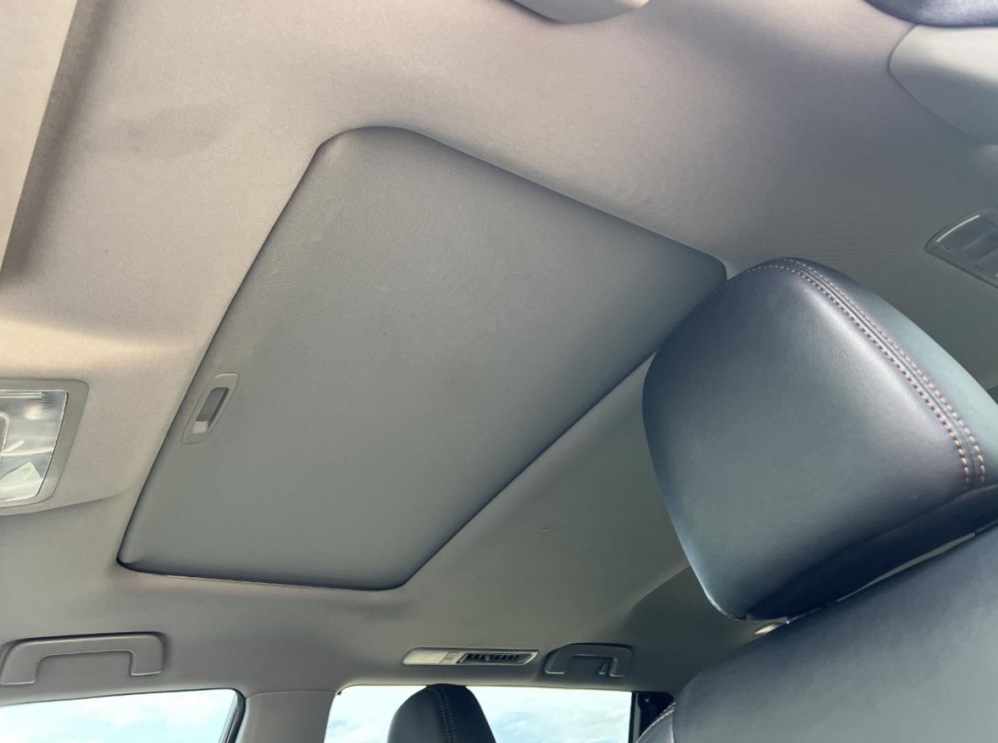 2016 MAROON /Black Leather Toyota Highlander XLE AWD V6 (5TDJKRFH1GS) with an 3.5L V6 engine, Automatic transmission, located at 506 S. Kingshighway, Cape Girardeau, MO, 63703, (573) 235-5000, 37.294991, -89.553635 - 2016 Toyota Highlander XLE 167xxx miles All Wheel Drive 3.5L V6 Automatic Leather 3rd Row Navigation Power Driver Seat Heated Seats Backup Camera Bluetooth Cruise Power Windows/Locks/Mirrors We have financing available and we accept trades! Fill out a credit application on our website - Photo#5