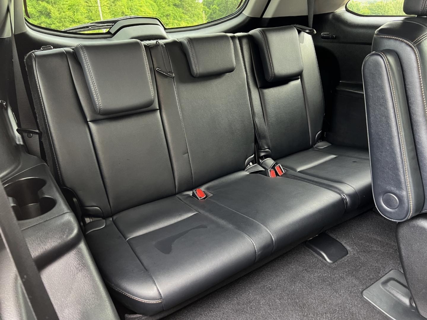 2016 MAROON /Black Leather Toyota Highlander XLE AWD V6 (5TDJKRFH1GS) with an 3.5L V6 engine, Automatic transmission, located at 506 S. Kingshighway, Cape Girardeau, MO, 63703, (573) 235-5000, 37.294991, -89.553635 - 2016 Toyota Highlander XLE 167xxx miles All Wheel Drive 3.5L V6 Automatic Leather 3rd Row Navigation Power Driver Seat Heated Seats Backup Camera Bluetooth Cruise Power Windows/Locks/Mirrors We have financing available and we accept trades! Fill out a credit application on our website - Photo#20