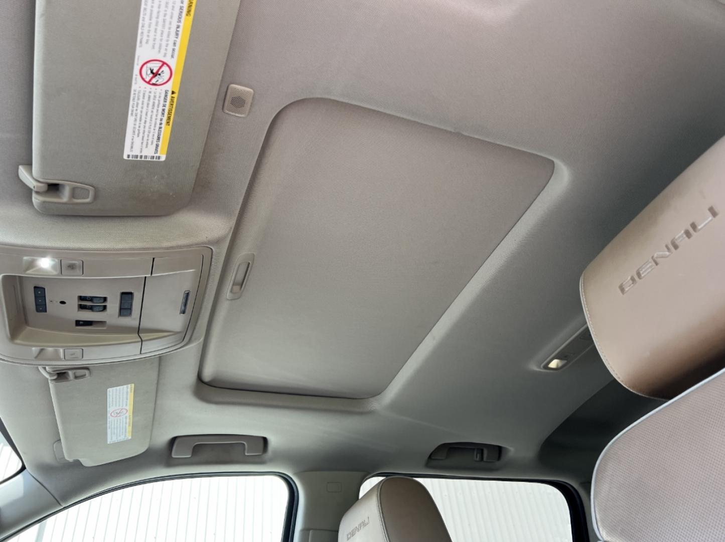 2017 WHITE /Tan Leather GMC Sierra 2500HD Denali Crew Cab 4WD (1GT12UEY2HF) with an 6.6L V8 DIESEL engine, Automatic transmission, located at 2990 Old Orchard Rd., Jackson, MO, 63755, 37.354214, -89.612106 - We have financing available and we accept trades! Fill out a credit application on our website or come by today! If you have any questions, give us a call at (573) 204-7777 or visit our website at firstautocredit.com. - Photo#7