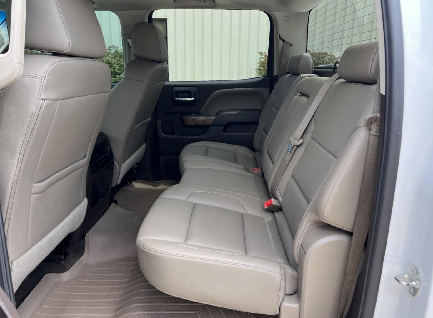2016 WHITE /Tan Leather GMC Sierra 1500 SLT Crew Cab Long Box 4WD (3GTU2NEC0GG) with an 5.3L V8 engine, Automatic transmission, located at 506 S. Kingshighway, Cape Girardeau, MO, 63703, (573) 235-5000, 37.294991, -89.553635 - 2016 GMC Sierra 1500 SLT 133xxx miles 4x4 5.3L V8 Automatic Leather New Tires Navigation Power/Heated/Cooled Seats Backup Camera Sunroof Bluetooth Remote Start Cruise Power Windows/Locks/Mirrors We have financing available and we accept trades! Fill out a credit application on our web - Photo#19