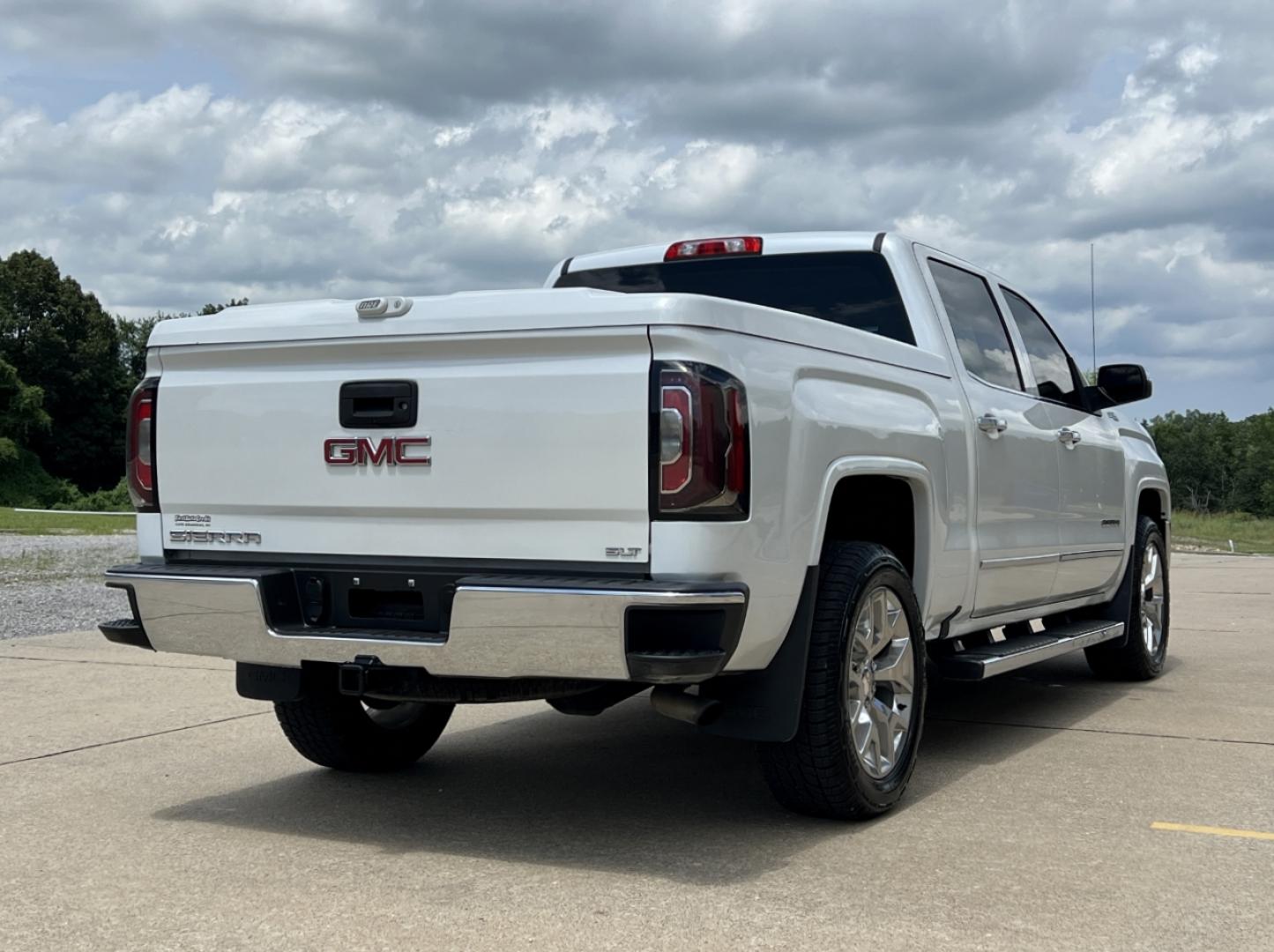 2016 WHITE /Tan Leather GMC Sierra 1500 SLT Crew Cab Long Box 4WD (3GTU2NEC0GG) with an 5.3L V8 engine, Automatic transmission, located at 506 S. Kingshighway, Cape Girardeau, MO, 63703, (573) 235-5000, 37.294991, -89.553635 - 2016 GMC Sierra 1500 SLT 133xxx miles 4x4 5.3L V8 Automatic Leather New Tires Navigation Power/Heated/Cooled Seats Backup Camera Sunroof Bluetooth Remote Start Cruise Power Windows/Locks/Mirrors We have financing available and we accept trades! Fill out a credit application on our web - Photo#11