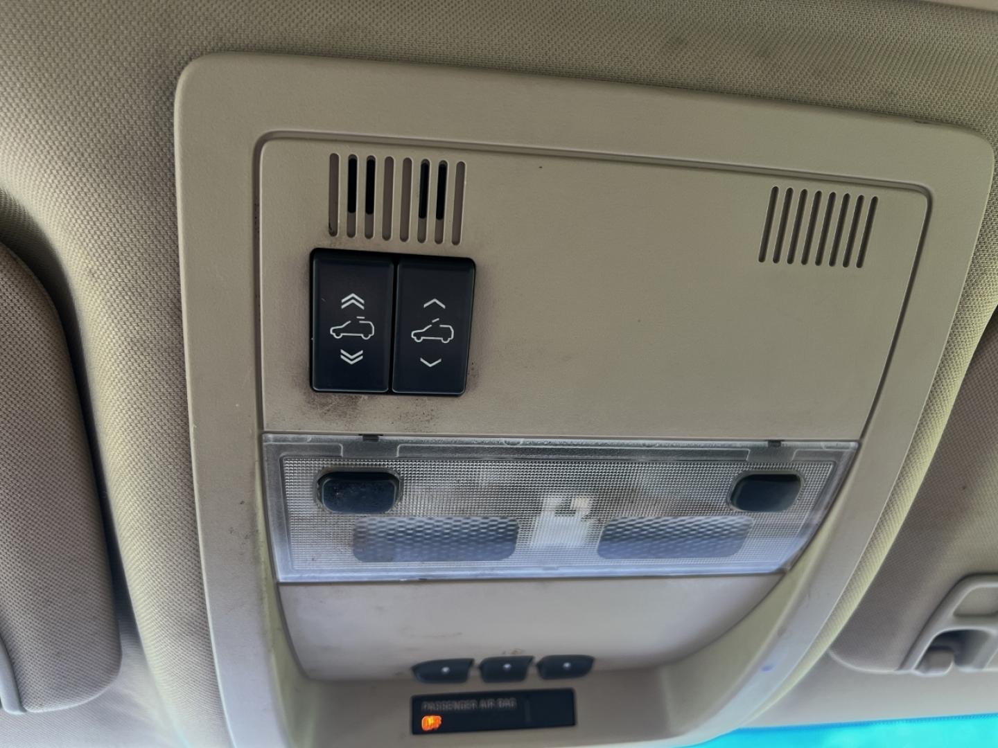 2007 GOLD /Tan Leather Chevrolet Avalanche LS 4WD (3GNFK12387G) with an 5.3L V8 engine, Automatic transmission, located at 506 S. Kingshighway, Cape Girardeau, MO, 63703, (573) 235-5000, 37.294991, -89.553635 - 2007 Chevrolet Avalanche 1500 LS 183xxx miles 4x4 5.3L V8 Automatic Leather Power/Heated Seats Sunroof Cruise Power Windows/Locks/Mirrors We have financing available and we accept trades! Fill out a credit application on our website or come by today! If you have any questions, give us a c - Photo#26