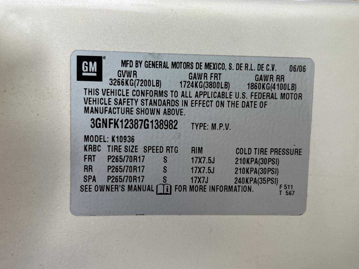 2007 GOLD /Tan Leather Chevrolet Avalanche LS 4WD (3GNFK12387G) with an 5.3L V8 engine, Automatic transmission, located at 506 S. Kingshighway, Cape Girardeau, MO, 63703, (573) 235-5000, 37.294991, -89.553635 - 2007 Chevrolet Avalanche 1500 LS 183xxx miles 4x4 5.3L V8 Automatic Leather Power/Heated Seats Sunroof Cruise Power Windows/Locks/Mirrors We have financing available and we accept trades! Fill out a credit application on our website or come by today! If you have any questions, give us a c - Photo#45
