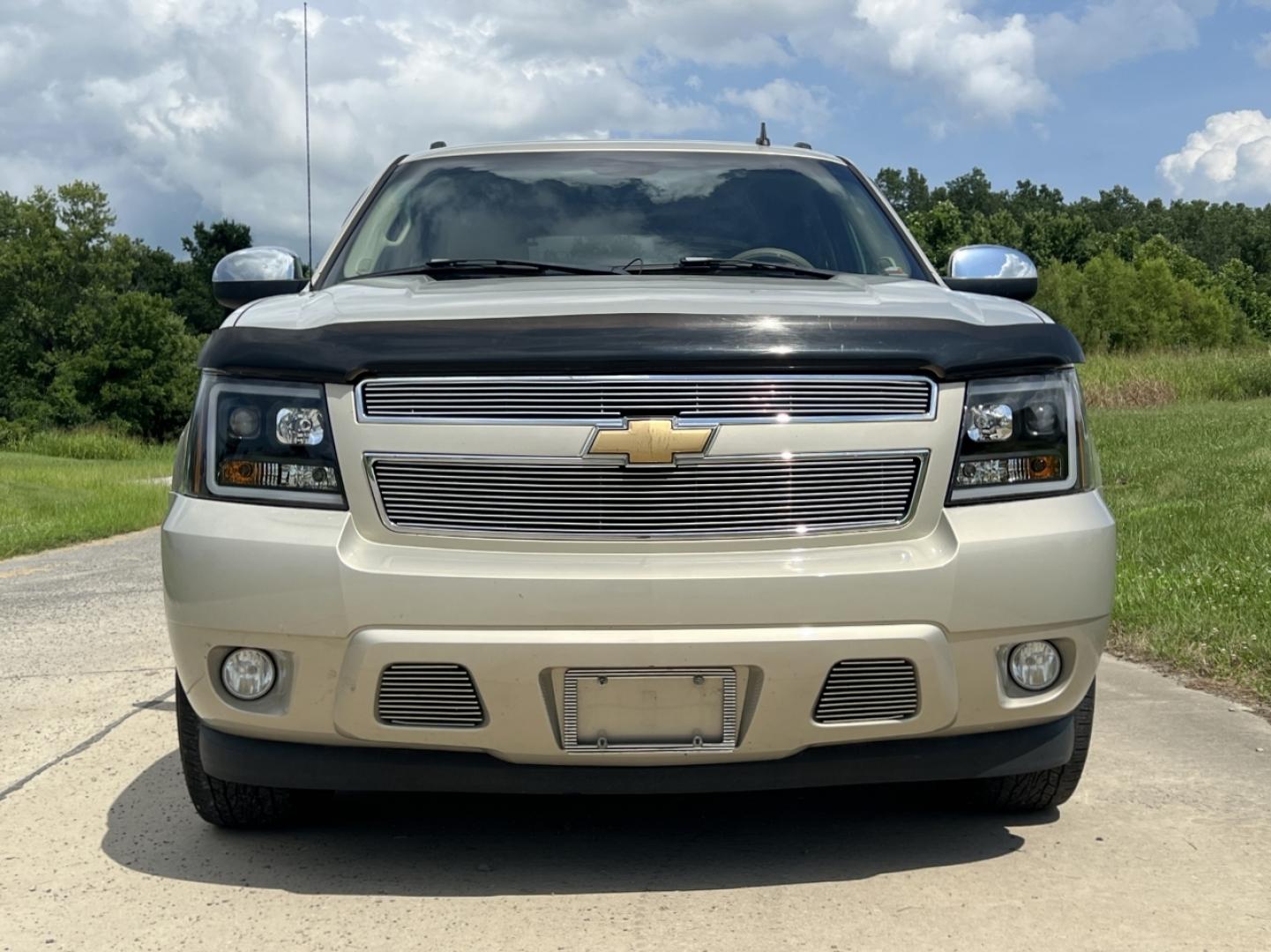 2007 GOLD /Tan Leather Chevrolet Avalanche LS 4WD (3GNFK12387G) with an 5.3L V8 engine, Automatic transmission, located at 506 S. Kingshighway, Cape Girardeau, MO, 63703, (573) 235-5000, 37.294991, -89.553635 - 2007 Chevrolet Avalanche 1500 LS 183xxx miles 4x4 5.3L V8 Automatic Leather Power/Heated Seats Sunroof Cruise Power Windows/Locks/Mirrors We have financing available and we accept trades! Fill out a credit application on our website or come by today! If you have any questions, give us a c - Photo#11