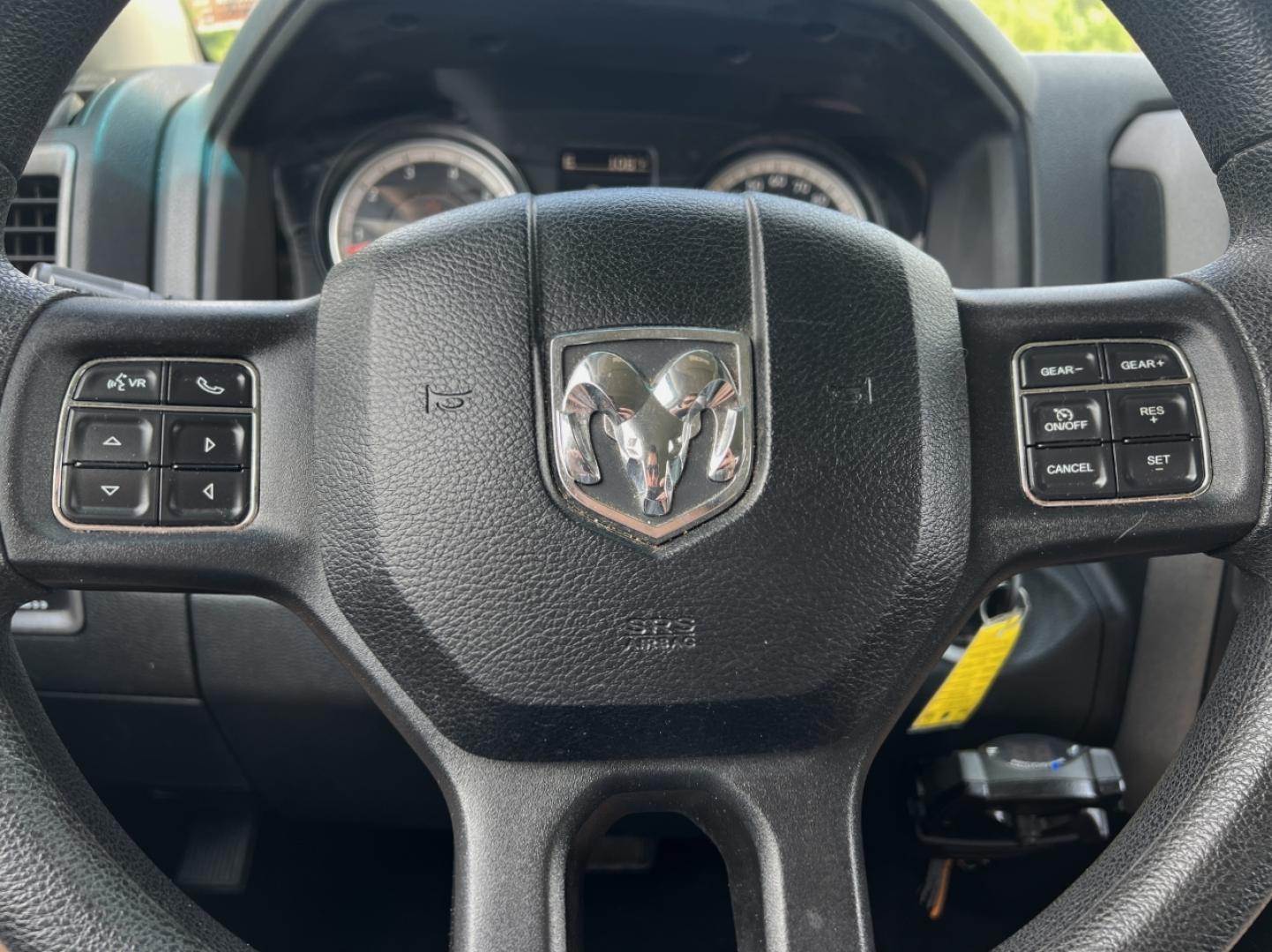 2016 BLACK /Gray Cloth RAM 1500 ST Crew Cab SWB 4WD (3C6RR7KT0GG) with an 5.7L V8 HEMI engine, Automatic transmission, located at 506 S. Kingshighway, Cape Girardeau, MO, 63703, (573) 235-5000, 37.294991, -89.553635 - 2016 Ram 1500 ST 1-Owner 157xxx miles 4x4 5.7L V8 HEMI Automatic Backup Camera Bluetooth Cruise Power Windows/Locks/Mirrors We have financing available and we accept trades! Fill out a credit application on our website or come by today! If you have any questions, give us a call at (573) 2 - Photo#19