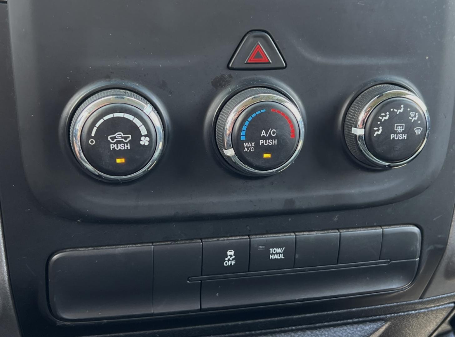 2016 BLACK /Gray Cloth RAM 1500 ST Crew Cab SWB 4WD (3C6RR7KT0GG) with an 5.7L V8 HEMI engine, Automatic transmission, located at 506 S. Kingshighway, Cape Girardeau, MO, 63703, (573) 235-5000, 37.294991, -89.553635 - 2016 Ram 1500 ST 1-Owner 157xxx miles 4x4 5.7L V8 HEMI Automatic Backup Camera Bluetooth Cruise Power Windows/Locks/Mirrors We have financing available and we accept trades! Fill out a credit application on our website or come by today! If you have any questions, give us a call at (573) 2 - Photo#22