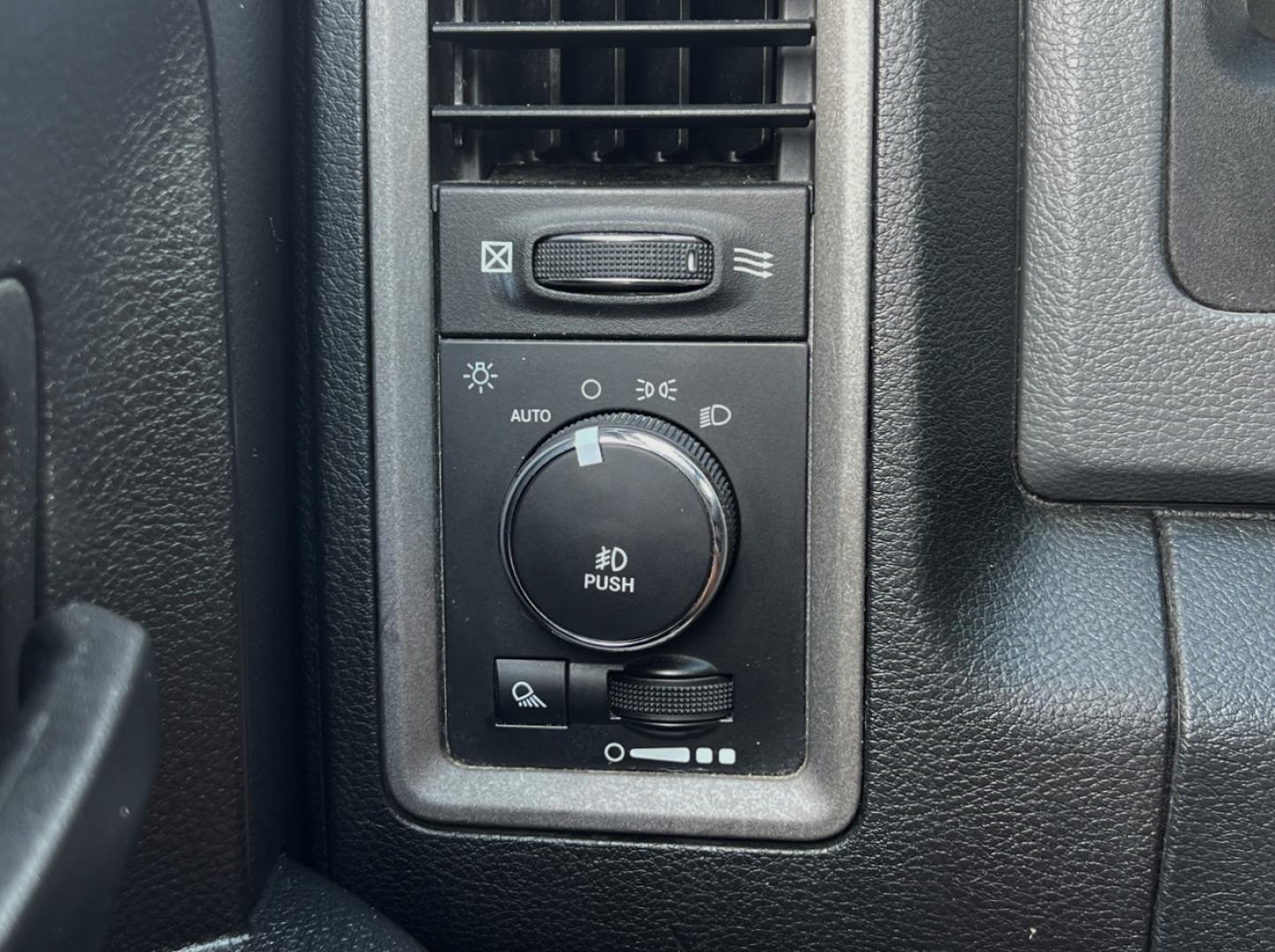 2016 BLACK /Gray Cloth RAM 1500 ST Crew Cab SWB 4WD (3C6RR7KT0GG) with an 5.7L V8 HEMI engine, Automatic transmission, located at 506 S. Kingshighway, Cape Girardeau, MO, 63703, (573) 235-5000, 37.294991, -89.553635 - 2016 Ram 1500 ST 1-Owner 157xxx miles 4x4 5.7L V8 HEMI Automatic Backup Camera Bluetooth Cruise Power Windows/Locks/Mirrors We have financing available and we accept trades! Fill out a credit application on our website or come by today! If you have any questions, give us a call at (573) 2 - Photo#25
