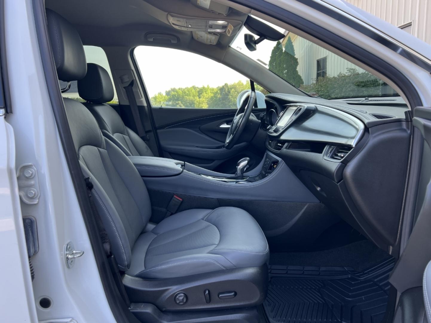 2020 WHITE /Gray Leather Buick Envision Essence AWD (LRBFXCSA0LD) with an 2.5L 4 Cyl. engine, Automatic transmission, located at 506 S. Kingshighway, Cape Girardeau, MO, 63703, (573) 235-5000, 37.294991, -89.553635 - 2020 Buick Envision Essence 1-Owner Only 48xxx miles Front Wheel Drive 2.5L 4 Cyl. Automatic Leather Backup Camera Power/Heated Seats Heated Rear Seats Heated Steering Wheel Bluetooth Remote Start Cruise Power Windows/Locks/Mirrors We have financing available and we accept trades! Fil - Photo#17