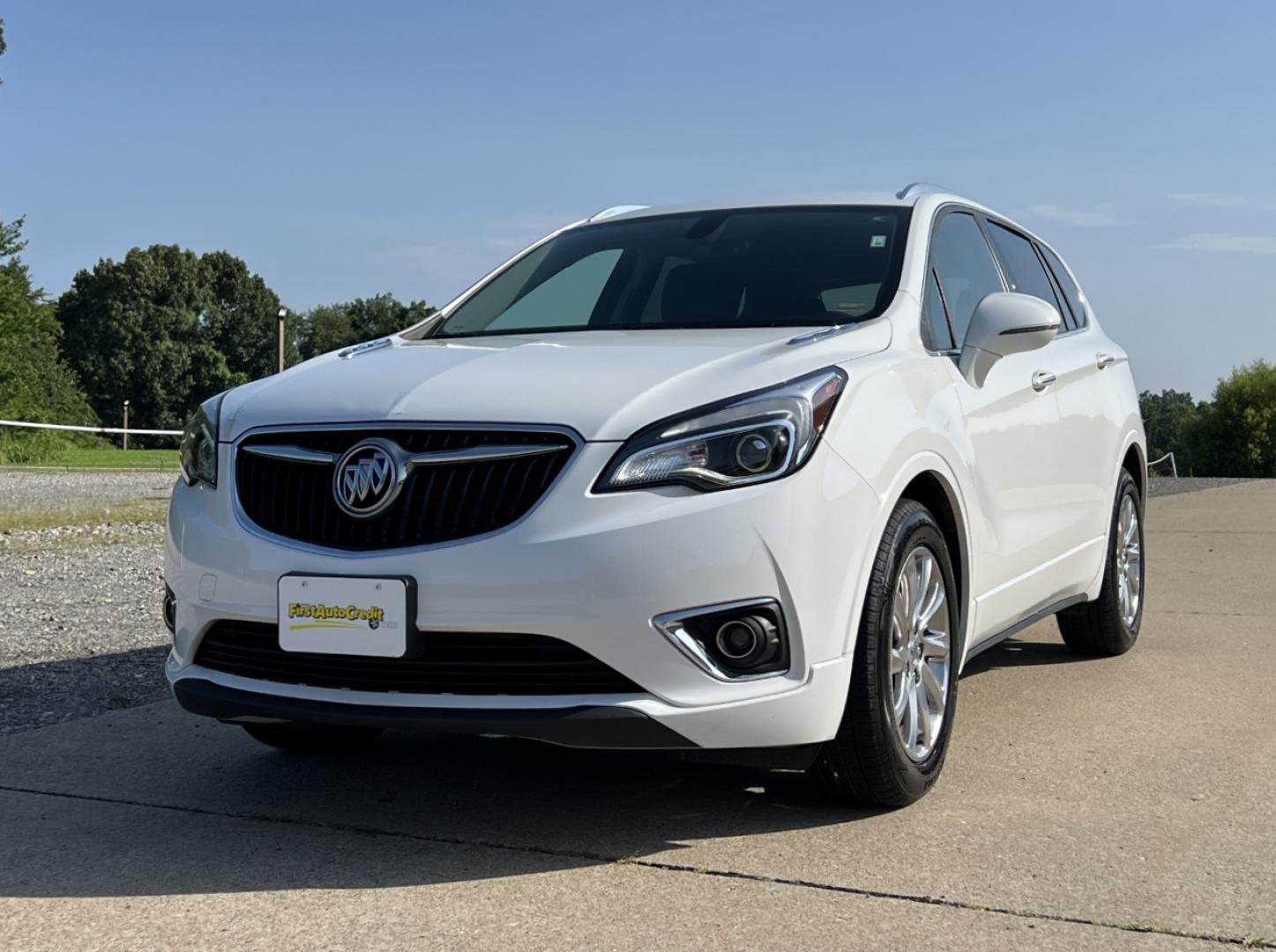 2020 WHITE /Gray Leather Buick Envision Essence AWD (LRBFXCSA0LD) with an 2.5L 4 Cyl. engine, Automatic transmission, located at 506 S. Kingshighway, Cape Girardeau, MO, 63703, (573) 235-5000, 37.294991, -89.553635 - 2020 Buick Envision Essence 1-Owner Only 48xxx miles Front Wheel Drive 2.5L 4 Cyl. Automatic Leather Backup Camera Power/Heated Seats Heated Rear Seats Heated Steering Wheel Bluetooth Remote Start Cruise Power Windows/Locks/Mirrors We have financing available and we accept trades! Fil - Photo#7