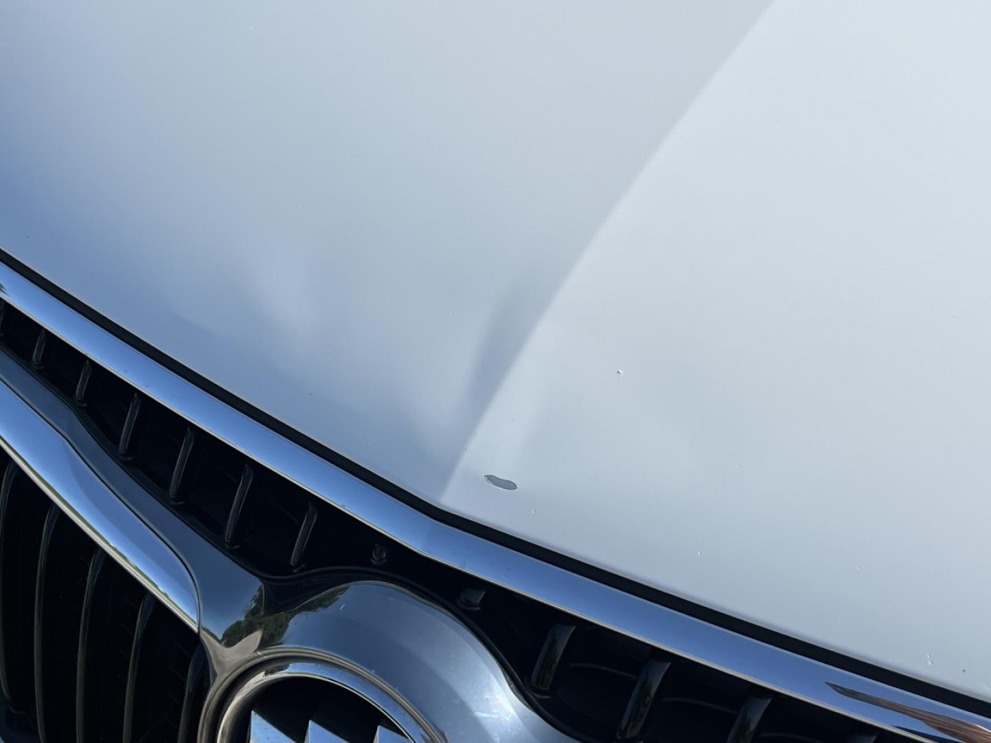 2020 WHITE /Gray Leather Buick Envision Essence AWD (LRBFXCSA0LD) with an 2.5L 4 Cyl. engine, Automatic transmission, located at 506 S. Kingshighway, Cape Girardeau, MO, 63703, (573) 235-5000, 37.294991, -89.553635 - 2020 Buick Envision Essence 1-Owner Only 48xxx miles Front Wheel Drive 2.5L 4 Cyl. Automatic Leather Backup Camera Power/Heated Seats Heated Rear Seats Heated Steering Wheel Bluetooth Remote Start Cruise Power Windows/Locks/Mirrors We have financing available and we accept trades! Fil - Photo#42