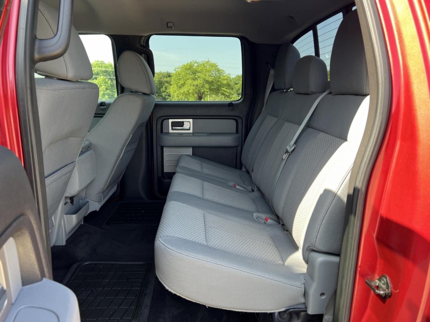 2011 MAROON /Gray Cloth Ford F-150 XLT SuperCrew 5.5-ft. Bed 4WD (1FTFW1EFXBK) with an 5.0L V8 engine, Automatic transmission, located at 506 S. Kingshighway, Cape Girardeau, MO, 63703, (573) 235-5000, 37.294991, -89.553635 - 2011 Ford F-150 XLT Only 90xxx miles 4x4 5.0L V8 Automatic New Tires Backup Camera Power Driver Seat Bluetooth Cruise Power Windows/Locks/Mirrors We have financing available and we accept trades! Fill out a credit application on our website or come by today! If you have any questions, gi - Photo#16