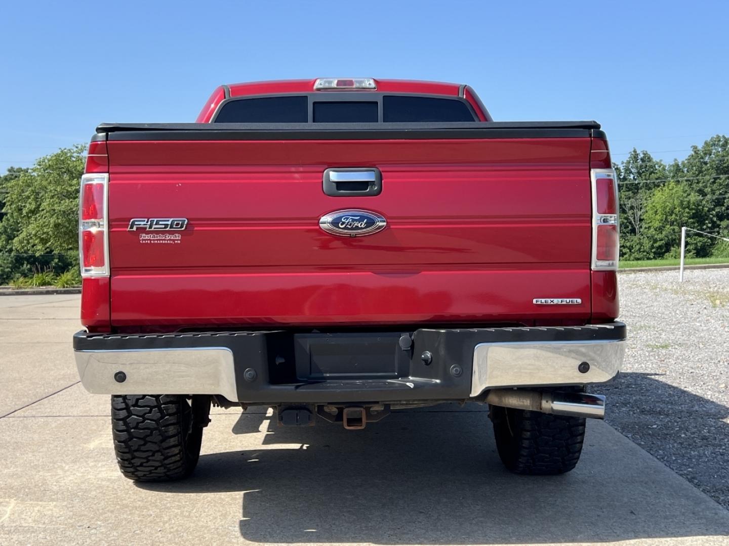 2011 MAROON /Gray Cloth Ford F-150 XLT SuperCrew 5.5-ft. Bed 4WD (1FTFW1EFXBK) with an 5.0L V8 engine, Automatic transmission, located at 506 S. Kingshighway, Cape Girardeau, MO, 63703, (573) 235-5000, 37.294991, -89.553635 - 2011 Ford F-150 XLT Only 90xxx miles 4x4 5.0L V8 Automatic New Tires Backup Camera Power Driver Seat Bluetooth Cruise Power Windows/Locks/Mirrors We have financing available and we accept trades! Fill out a credit application on our website or come by today! If you have any questions, gi - Photo#10