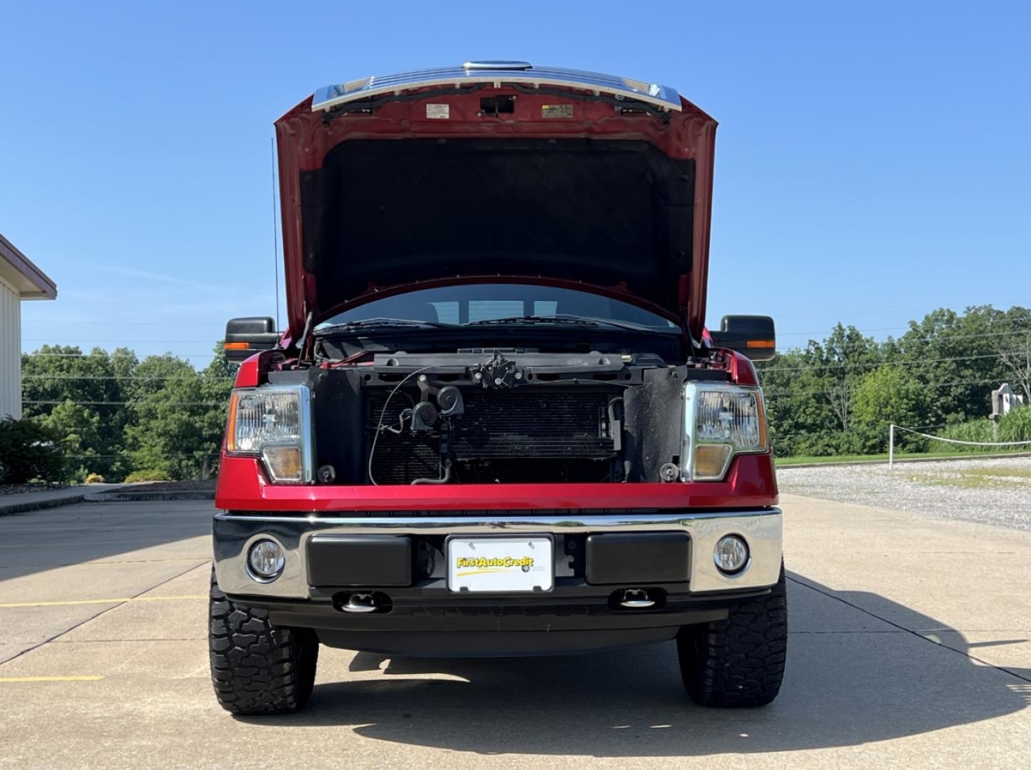 2011 MAROON /Gray Cloth Ford F-150 XLT SuperCrew 5.5-ft. Bed 4WD (1FTFW1EFXBK) with an 5.0L V8 engine, Automatic transmission, located at 506 S. Kingshighway, Cape Girardeau, MO, 63703, (573) 235-5000, 37.294991, -89.553635 - 2011 Ford F-150 XLT Only 90xxx miles 4x4 5.0L V8 Automatic New Tires Backup Camera Power Driver Seat Bluetooth Cruise Power Windows/Locks/Mirrors We have financing available and we accept trades! Fill out a credit application on our website or come by today! If you have any questions, gi - Photo#33