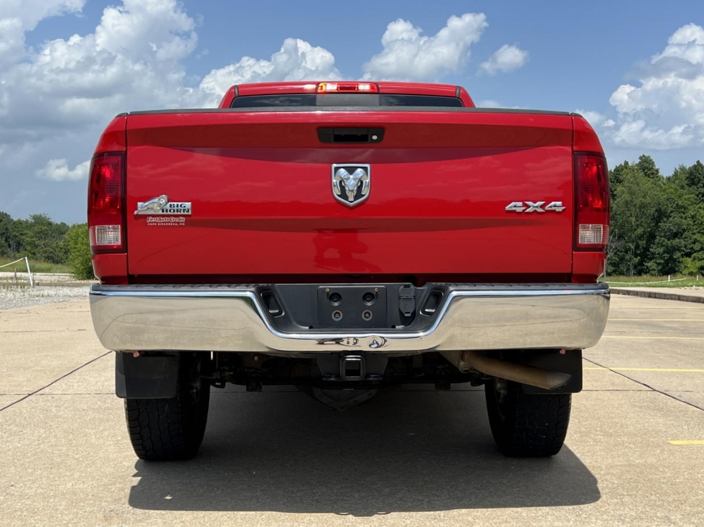 2014 RED /Gray Cloth RAM 2500 Big Horn Crew Cab 4WD (3C6TR5DT4EG) with an 5.7L V8 engine, Automatic transmission, located at 506 S. Kingshighway, Cape Girardeau, MO, 63703, (573) 235-5000, 37.294991, -89.553635 - 2014 Ram 2500 Heavy Duty Big Horn Only 52xxx miles 4x4 5.7L V8 HEMI Automatic Power Driver Seat Bluetooth Remote Start Cruise Power Windows/Locks/Mirrors We have financing available and we accept trades! Fill out a credit application on our website or come by today! If you have any questi - Photo#10
