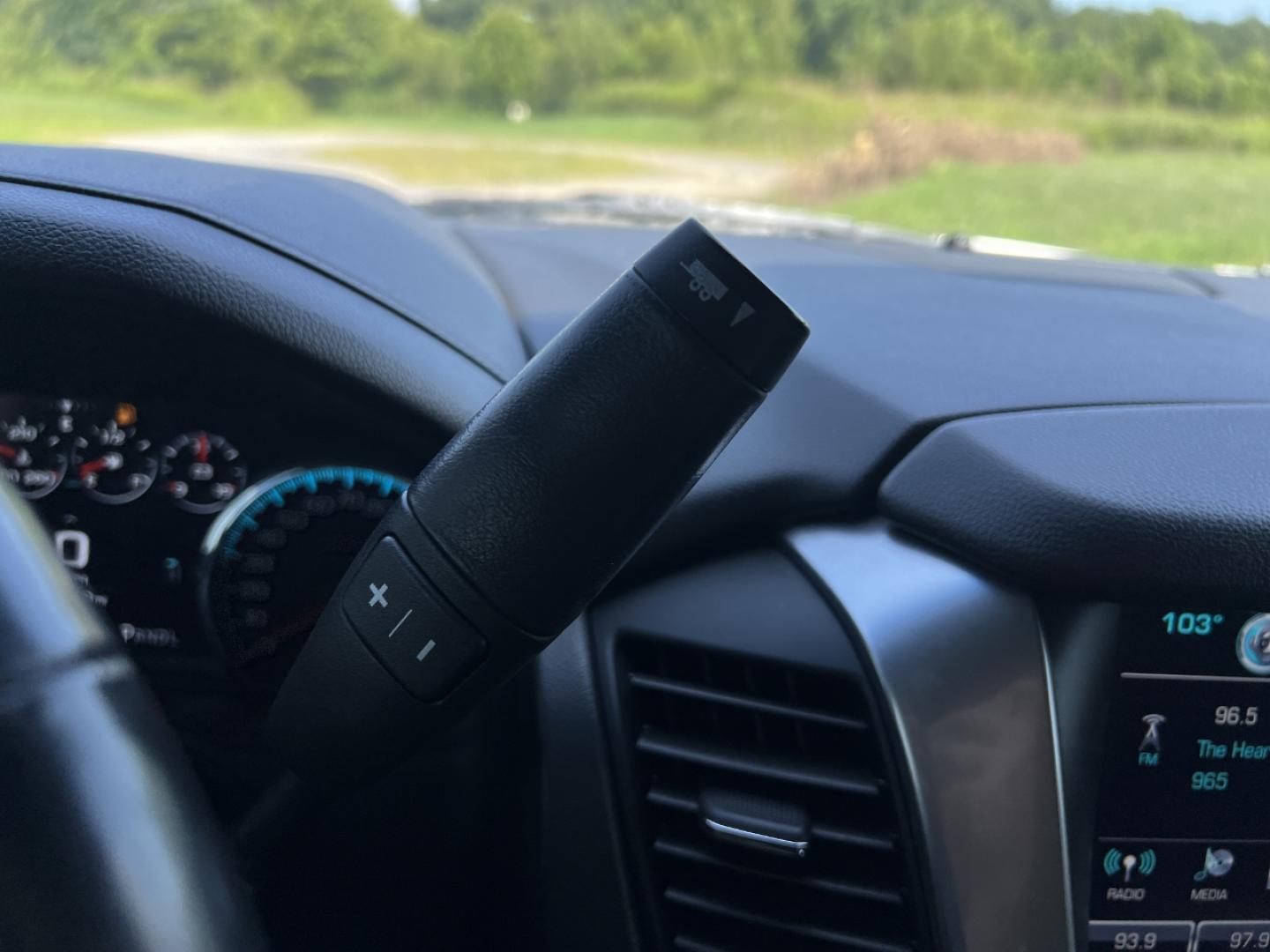2019 BLACK /Black Leather Chevrolet Suburban Premier 4WD (1GNSKJKJ7KR) with an 6.2L V8 engine, Automatic transmission, located at 506 S. Kingshighway, Cape Girardeau, MO, 63703, (573) 235-5000, 37.294991, -89.553635 - 2019 Chevrolet Suburban 1500 Premier 92xxx miles 4 Wheel Drive 6.2L V8 Automatic Leather 3rd Row Navigation Rear Entertainment Power/Heated/Cooled Seats Heated Rear Seats Heated Steering Wheel Backup Camera Bluetooth Cruise Power Windows/Locks/Mirrors We have financing available and - Photo#30